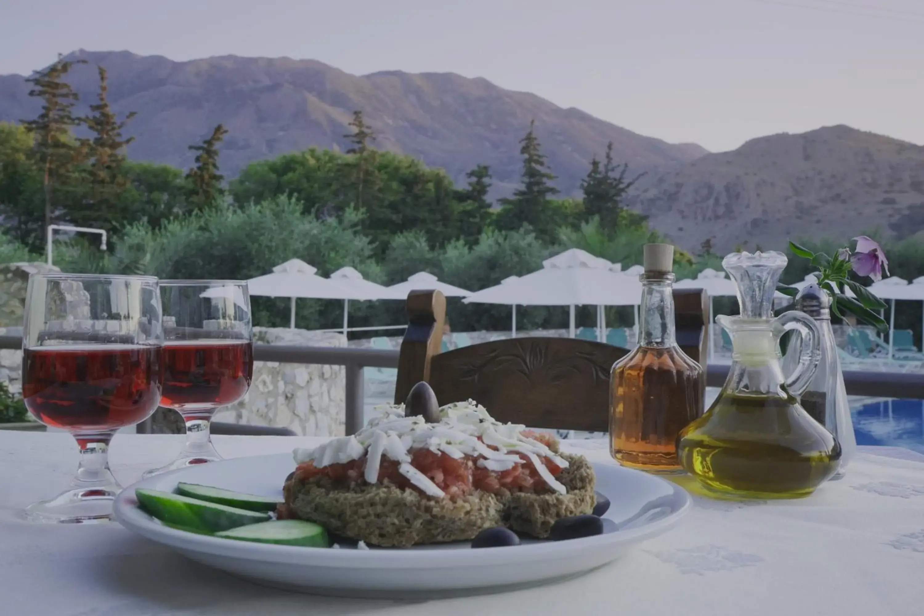 Food and drinks in Vardis Olive Garden Food and drinks in Vardis Olive Garden