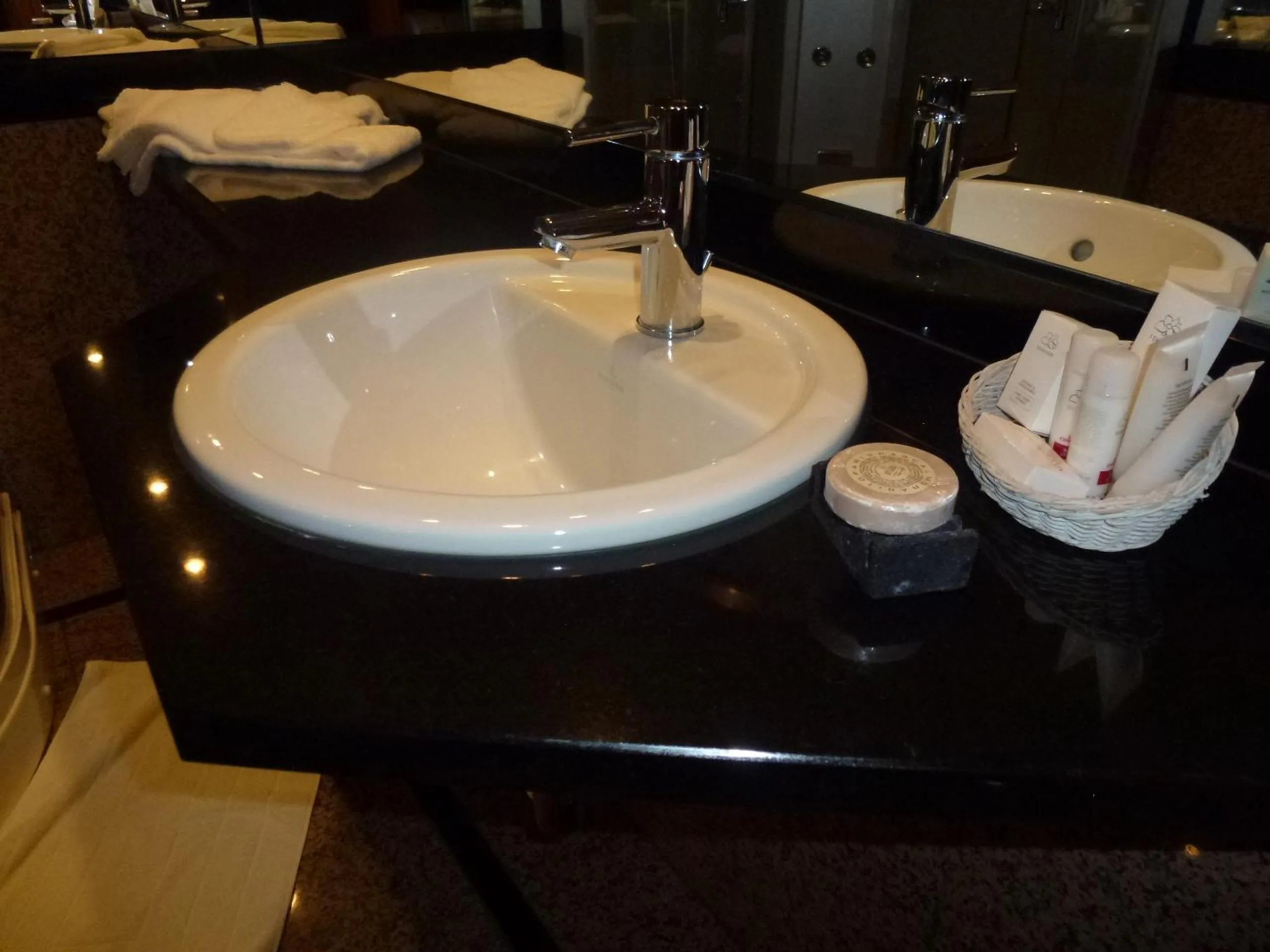 Bathroom in Kasteel van Nieuwland