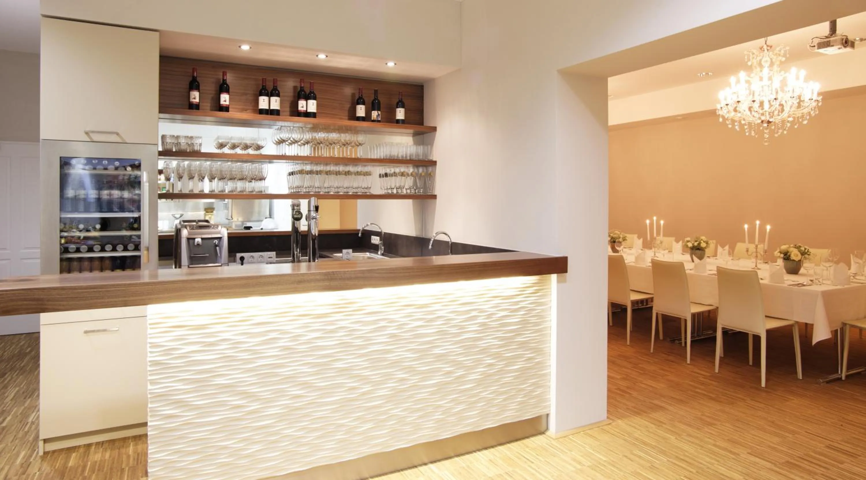 Restaurant/places to eat in Pfeiler's Bürgerstüberl - Hotel