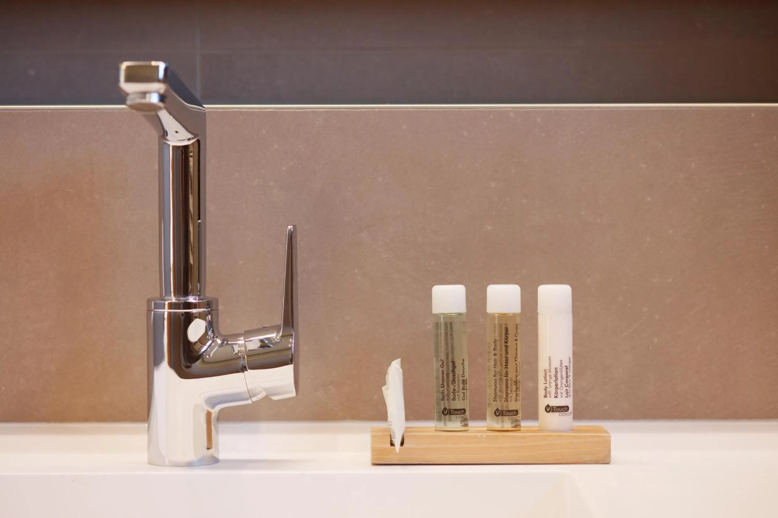 Bathroom in Pfeiler's Bürgerstüberl - Hotel