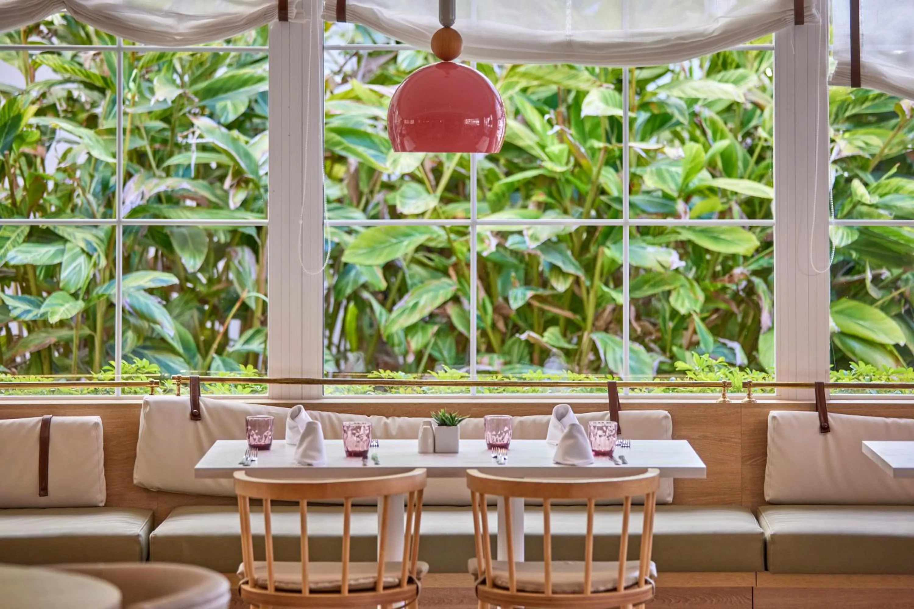 Restaurant/places to eat in Zafiro Bahia