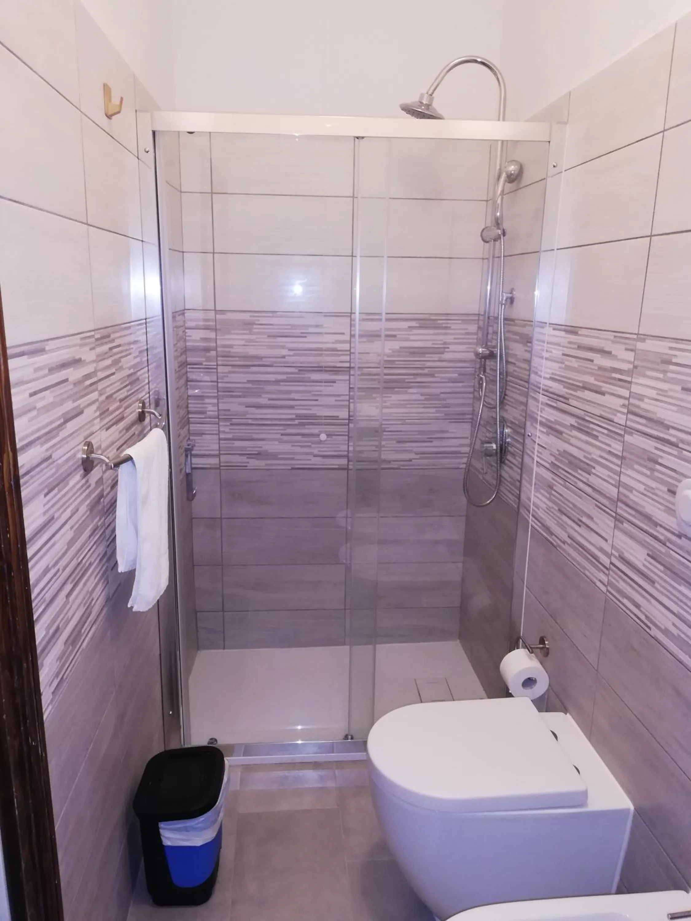 Bathroom in Palazzo Lion Morosini - Check in presso Locanda Ai Santi Apostoli