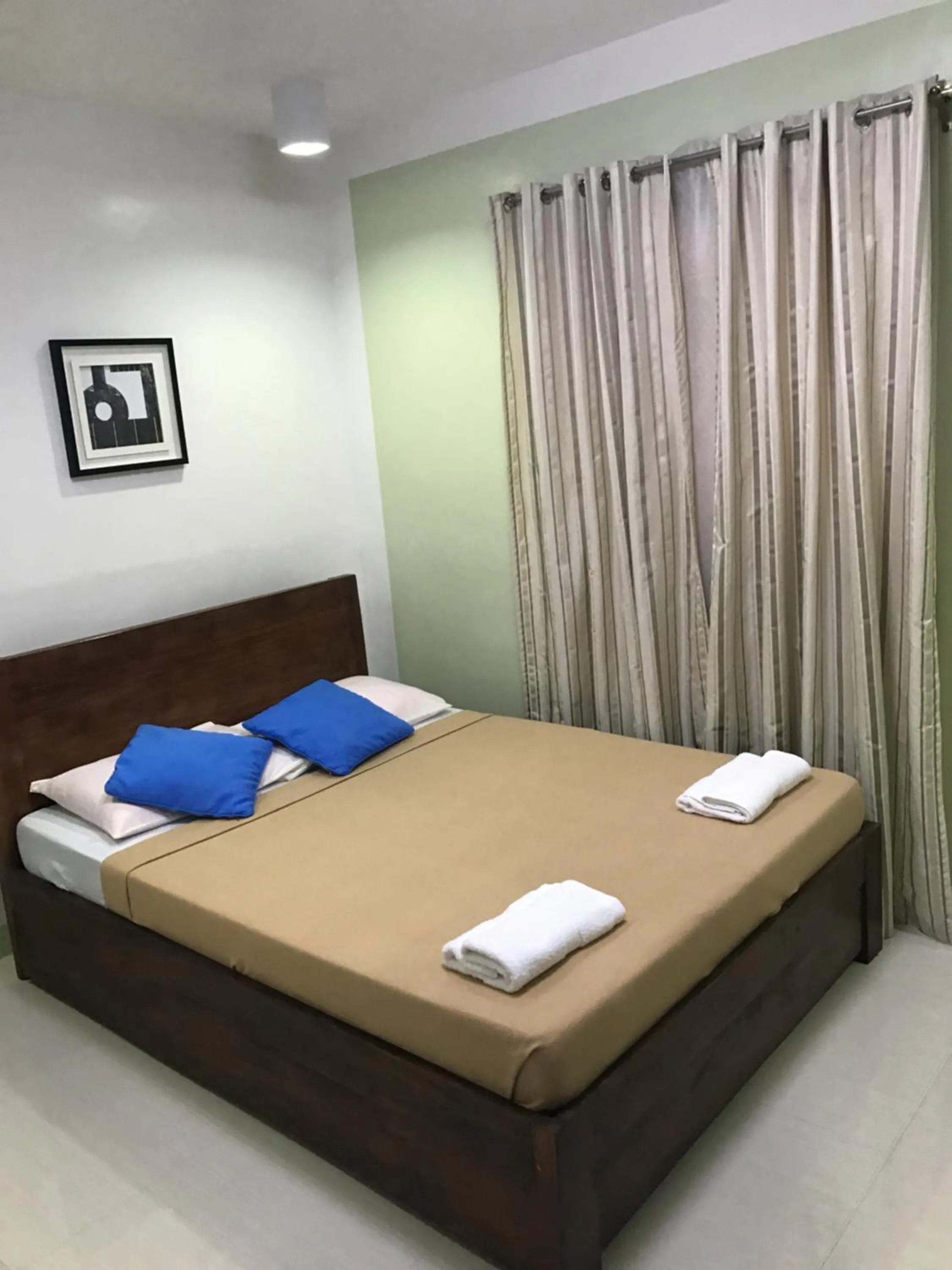 Bed in Alzeah's Place Room for Rent