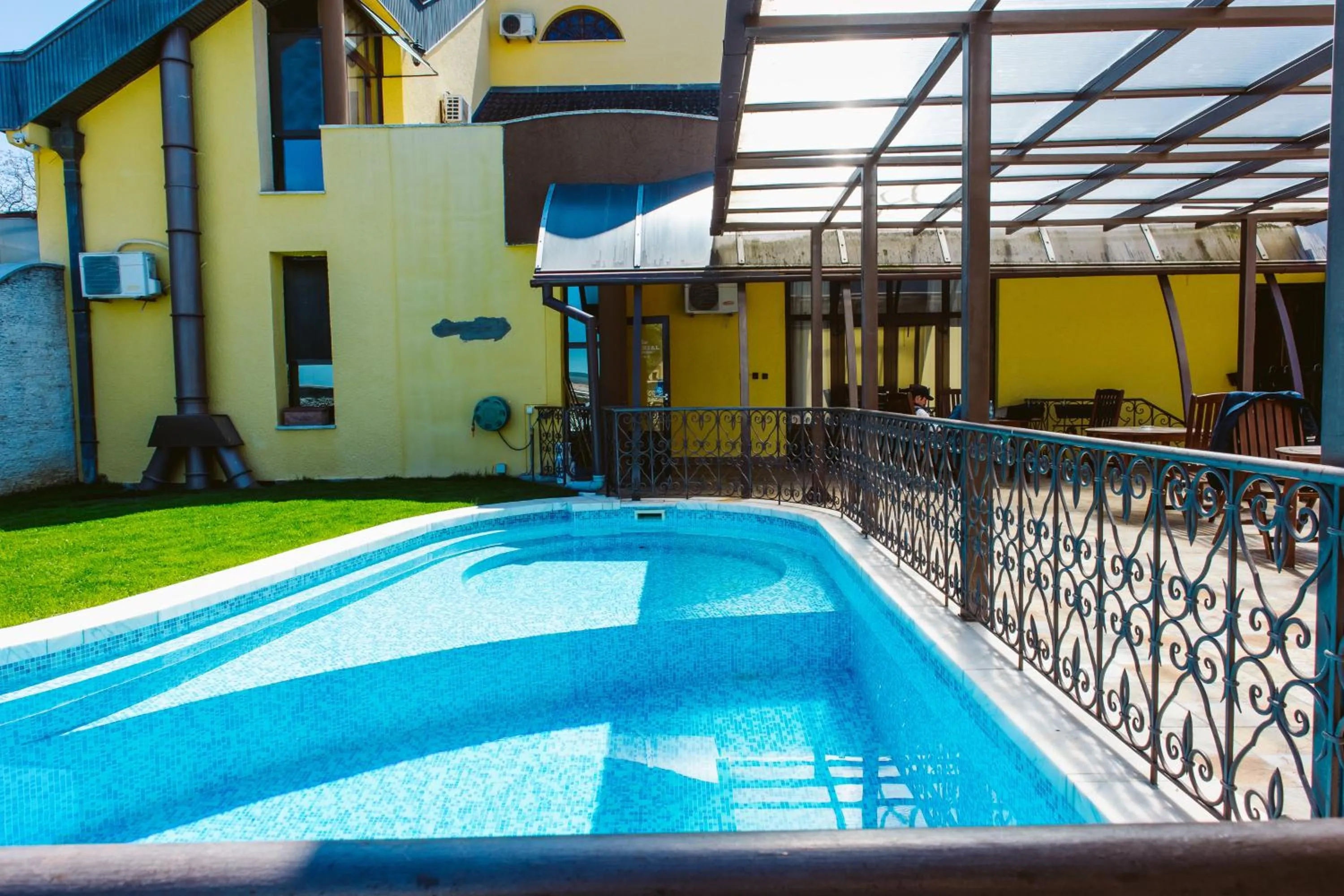 Property building in Pensiunea Imperial