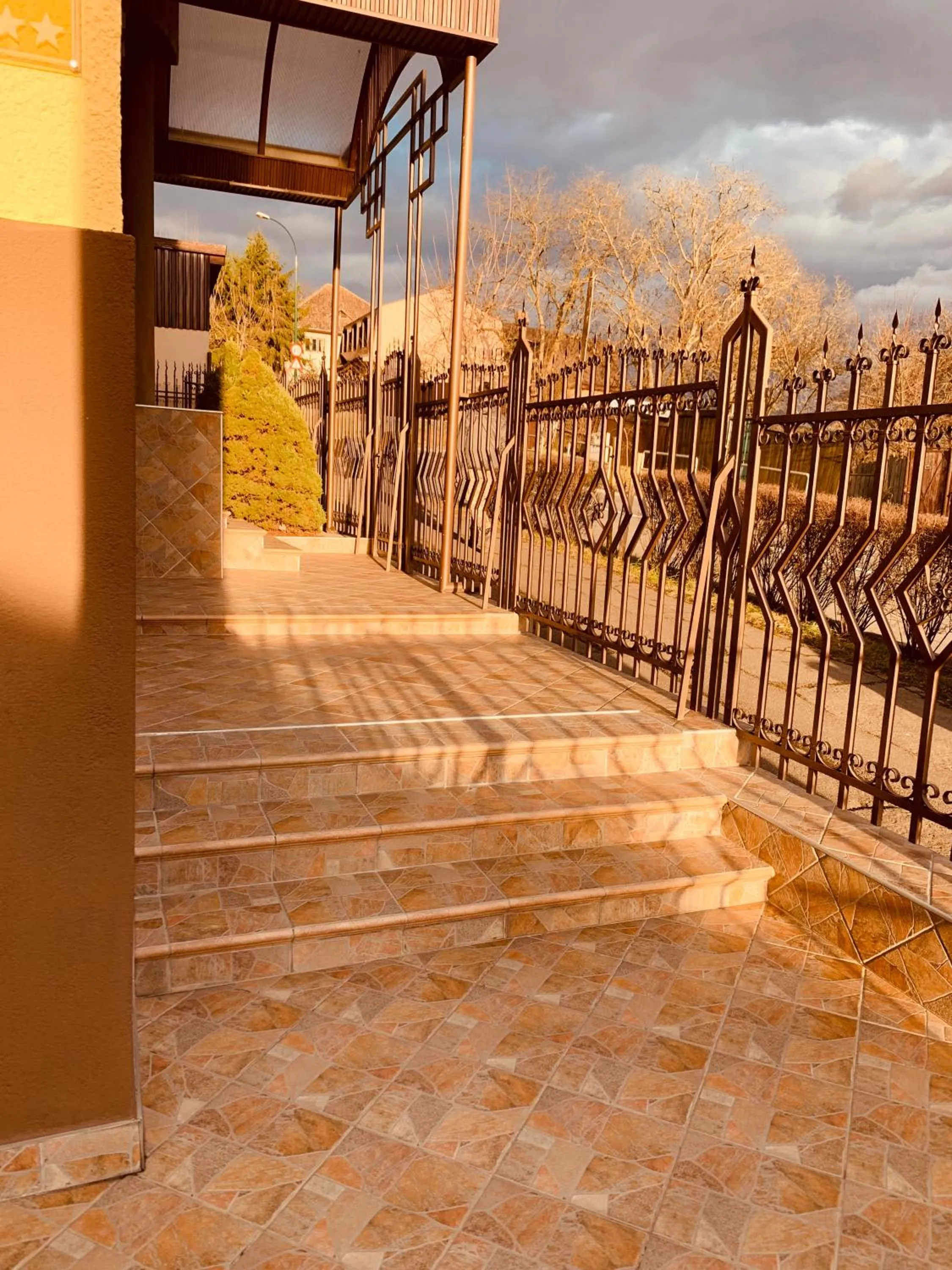 Facade/entrance in Pensiunea Imperial