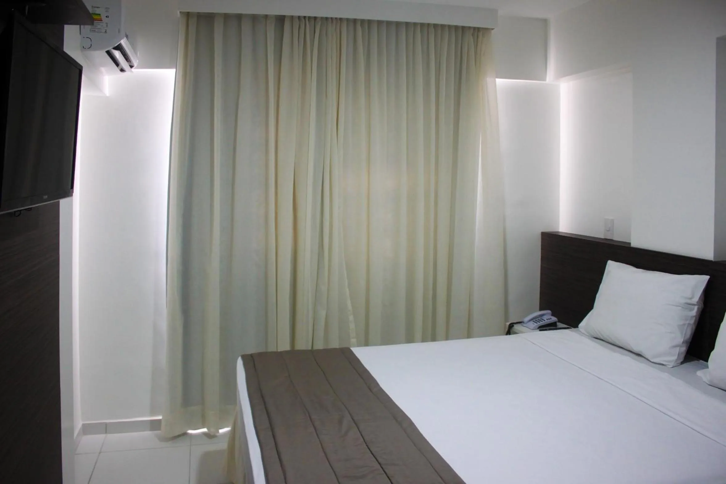 Decorative detail, Bed in Trópico Praia Hotel