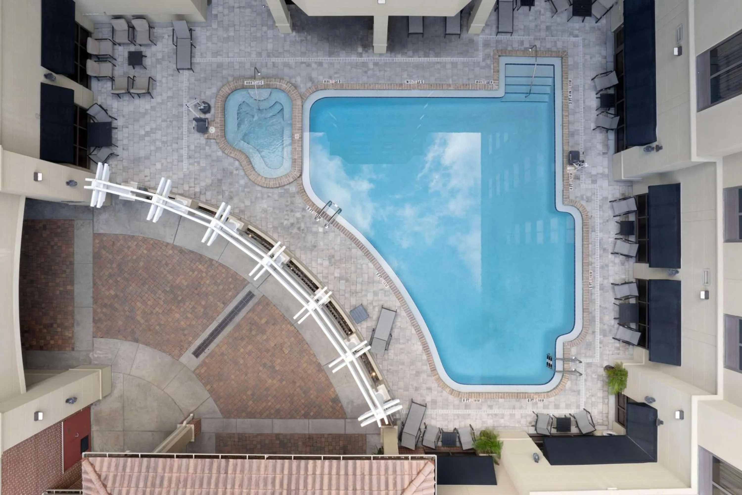 Hot Tub in Homewood Suites by Hilton Jacksonville-Downtown/Southbank