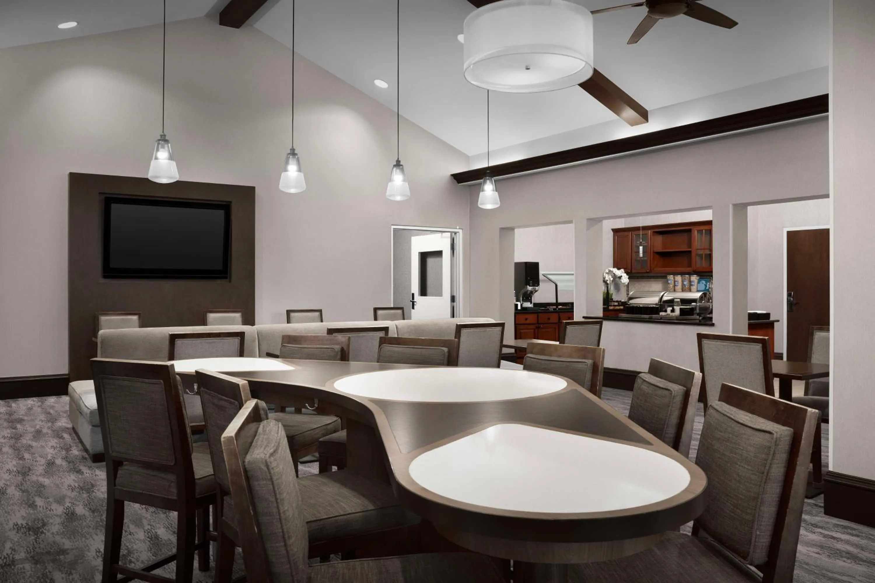 Restaurant/places to eat in Homewood Suites by Hilton Jacksonville-Downtown/Southbank