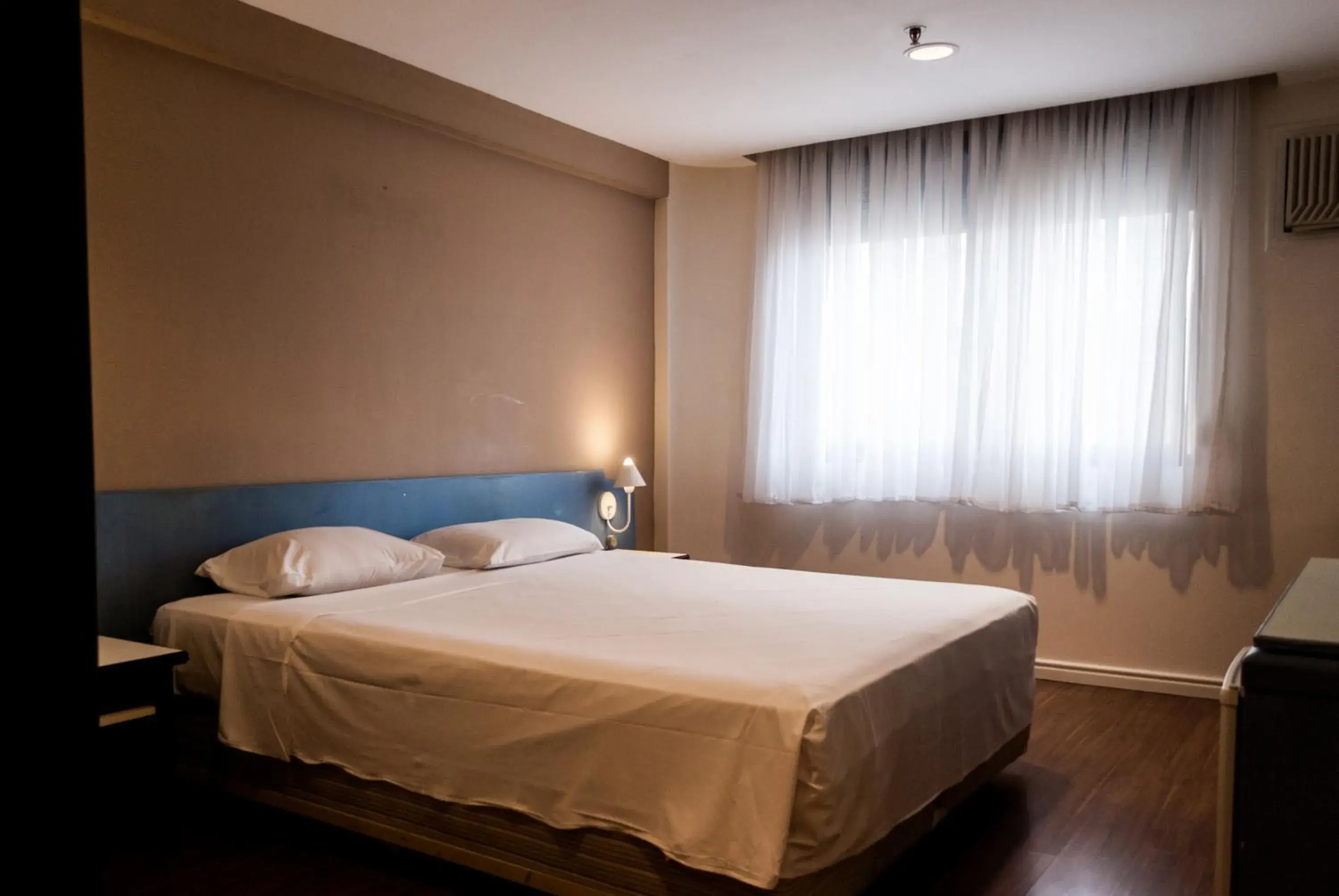 Bed in Master Express Alberto Bins - 200 metros do Hospital Santa Casa Bed in Master Express Alberto Bins - 200 metros do Hospital Santa Casa