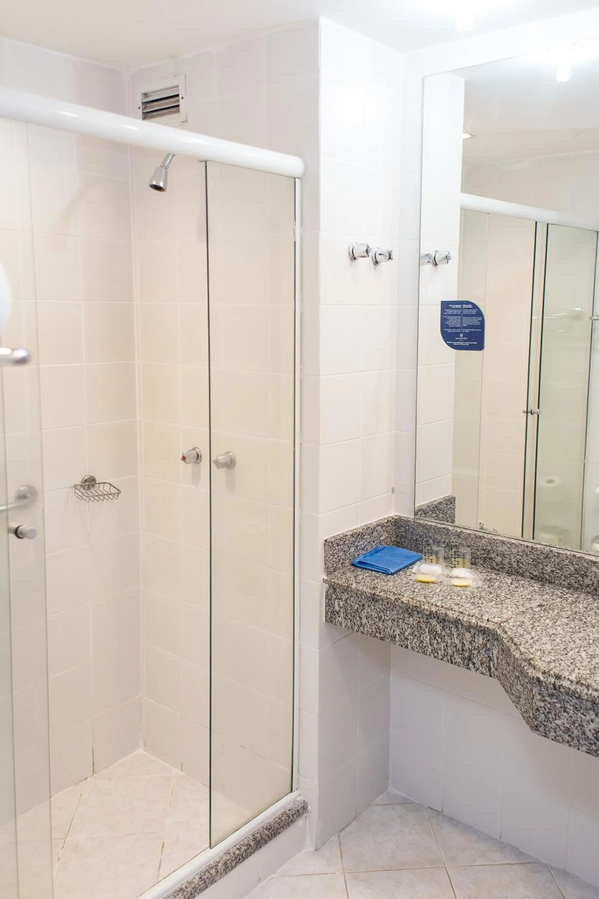 Bathroom in Master Express Alberto Bins - 200 metros do Hospital Santa Casa