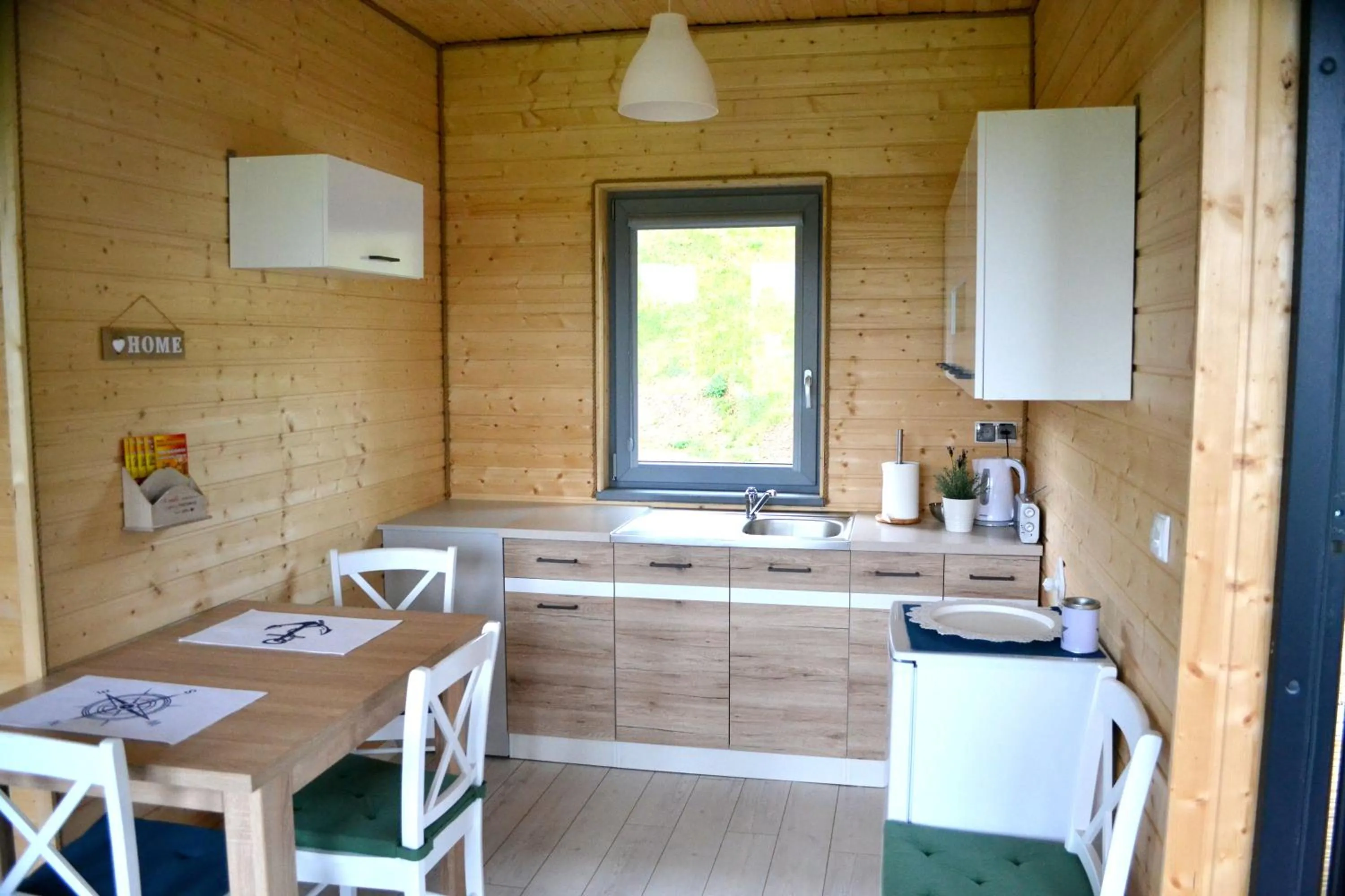 Coffee/tea facilities in Magnolia Pokoje Gościnne