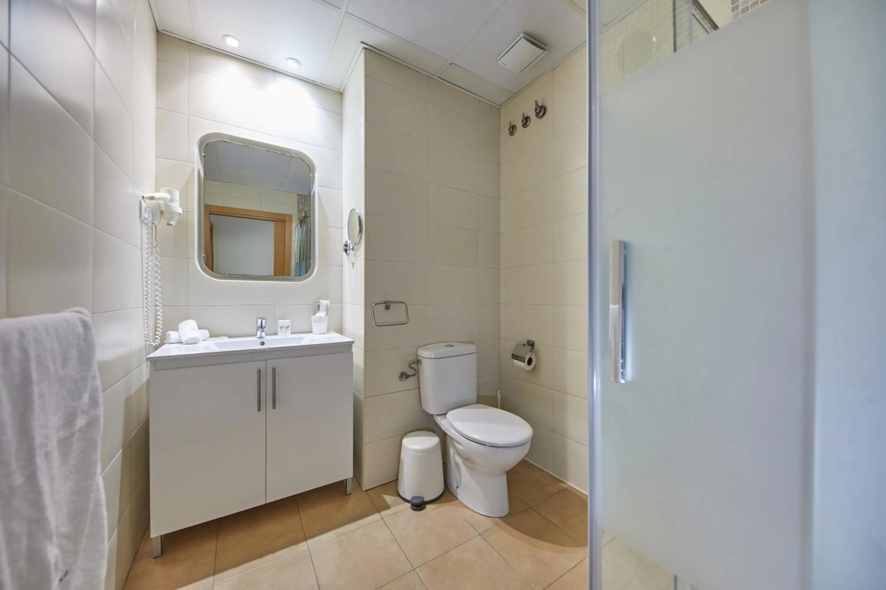 Apart-Suites Hostemplo