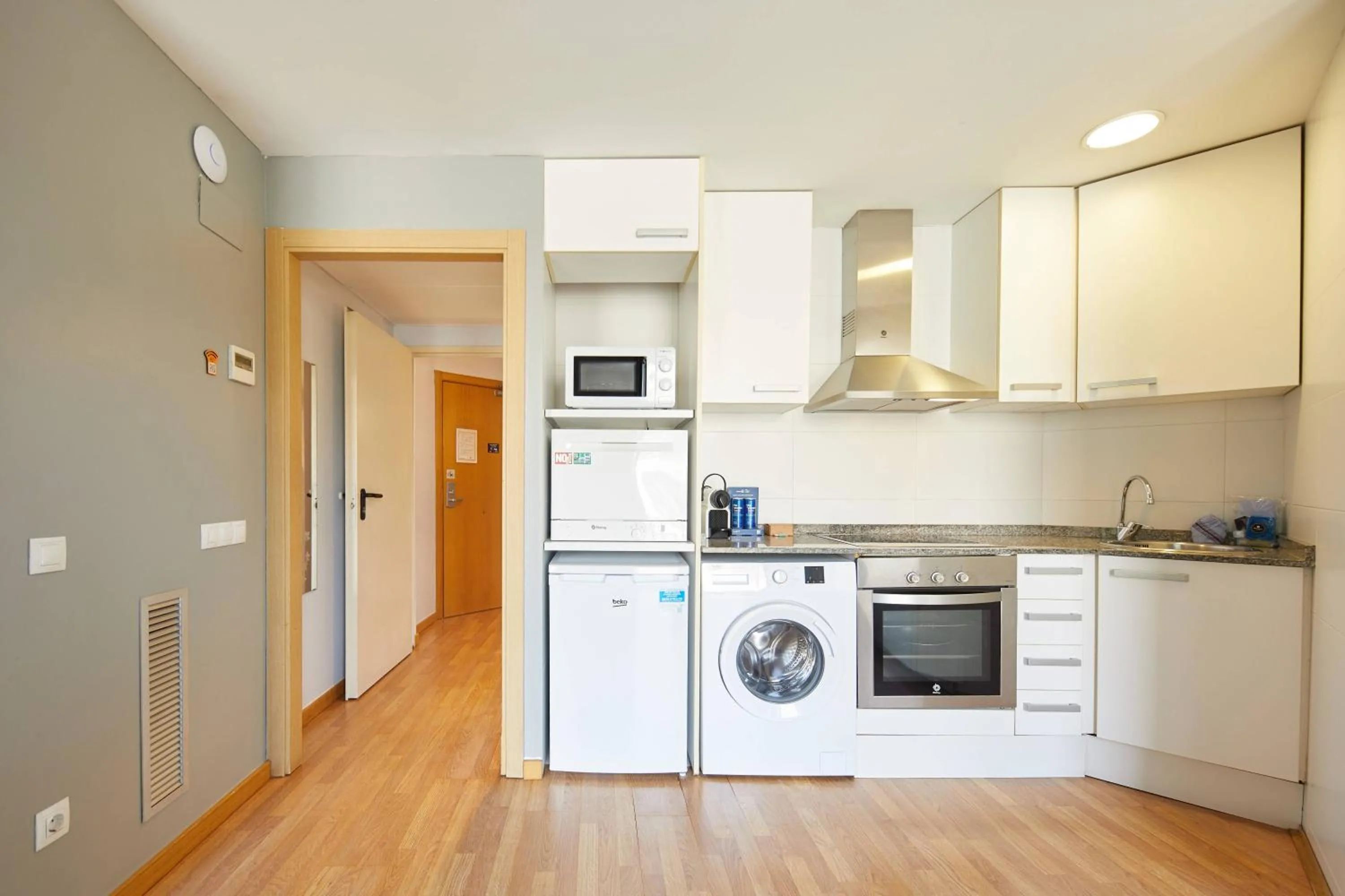 Apart-Suites Hostemplo