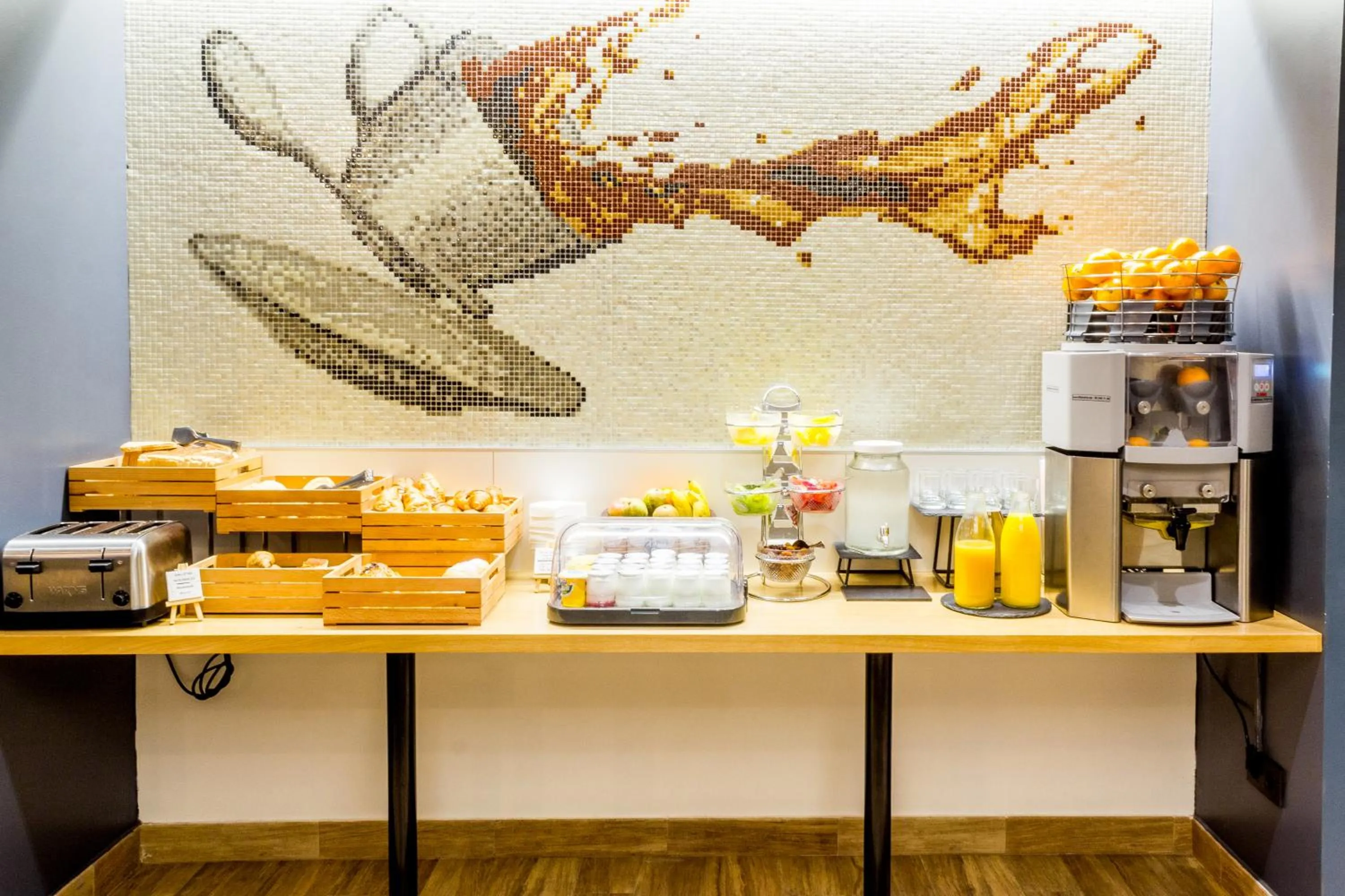 Buffet breakfast in Apart-Suites Hostemplo