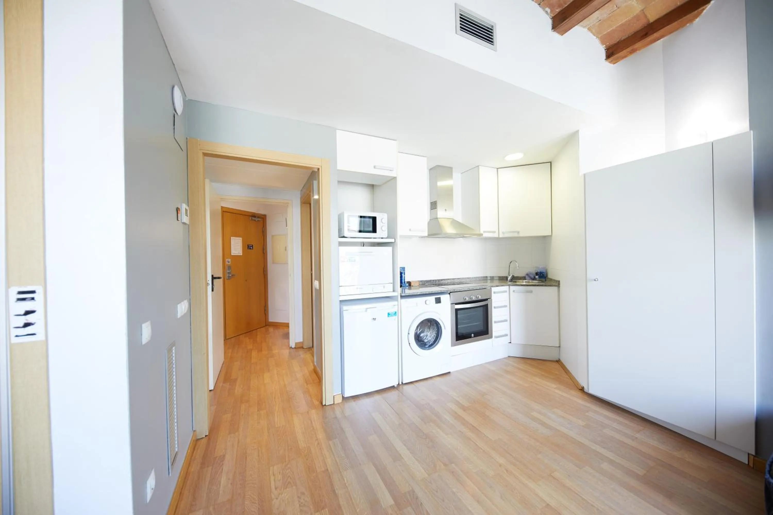 Apart-Suites Hostemplo