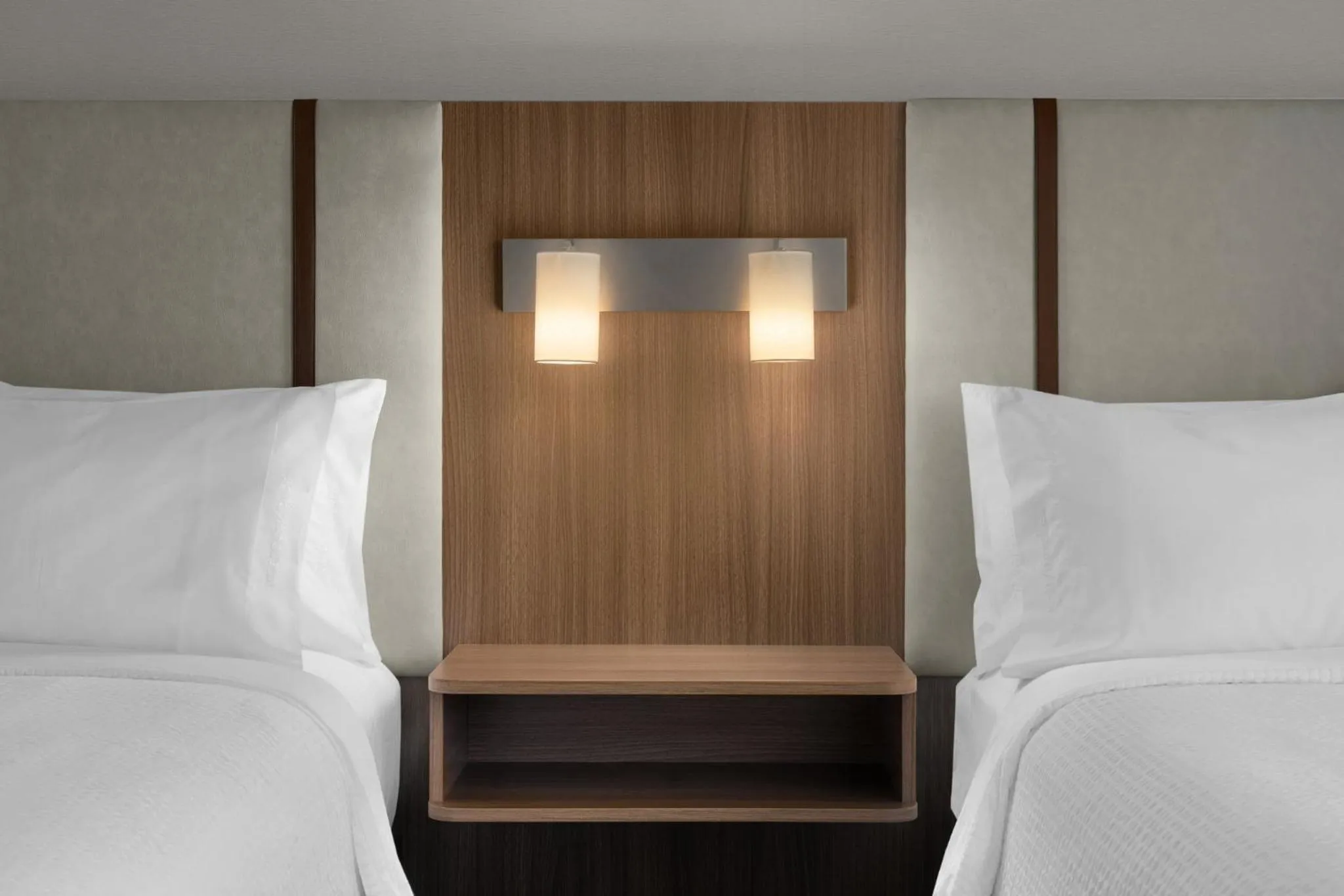 Photo of the whole room, Bed in Holiday Inn Ottawa East by IHG