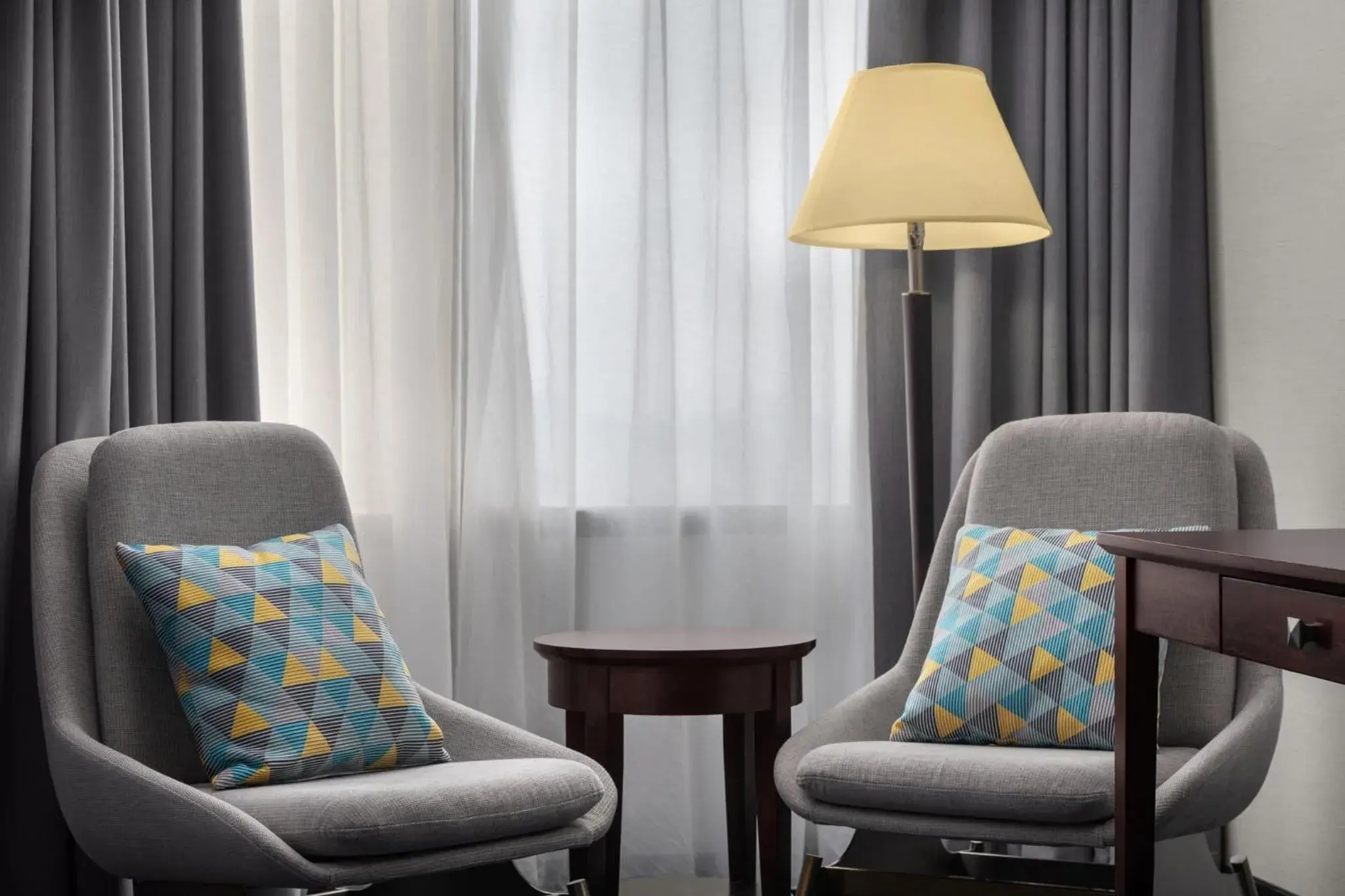 Standard Room with Two Queen Beds in Holiday Inn Ottawa East by IHG Standard Room with Two Queen Beds in Holiday Inn Ottawa East by IHG