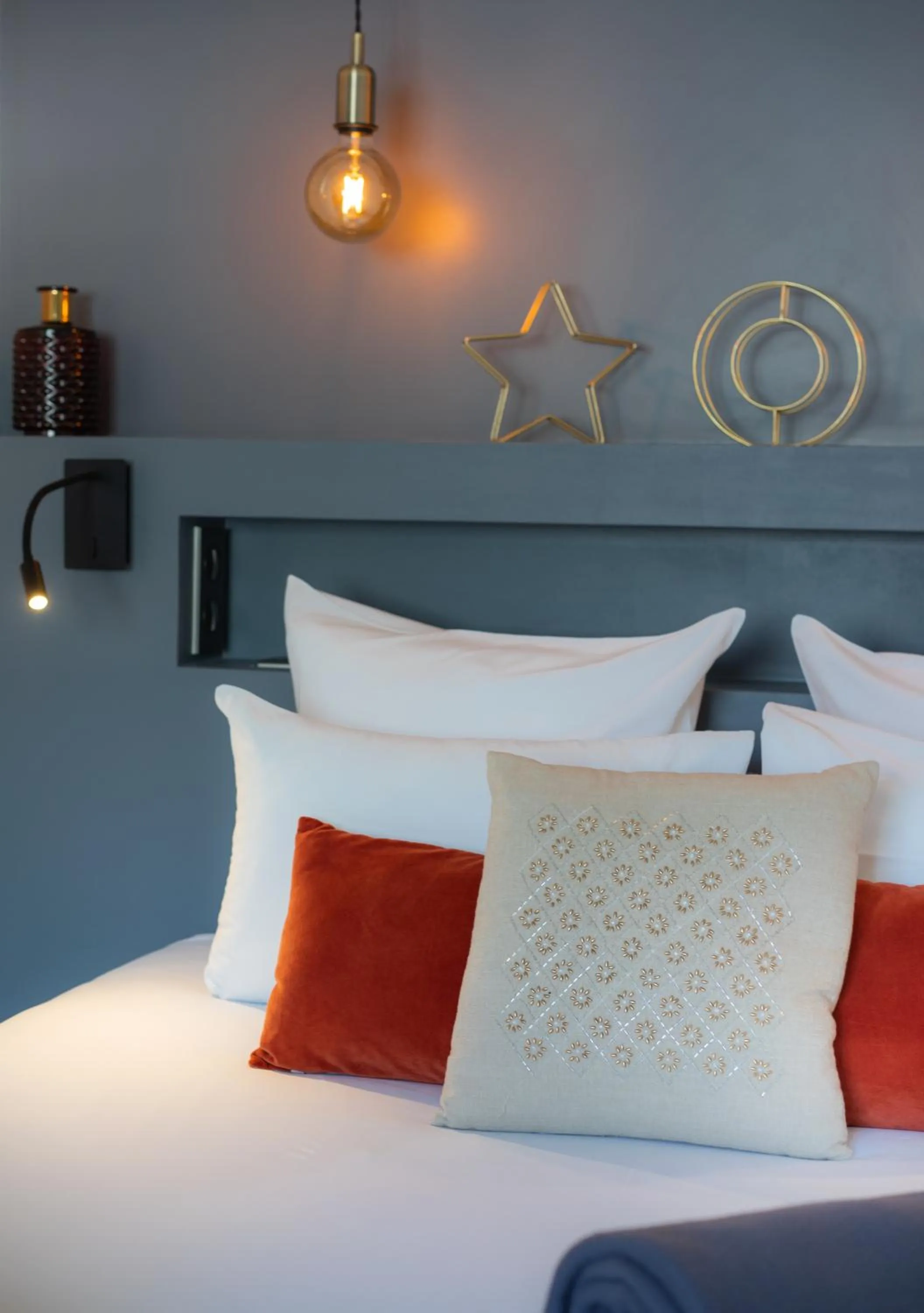 Bed in Hôtel Royal Opéra