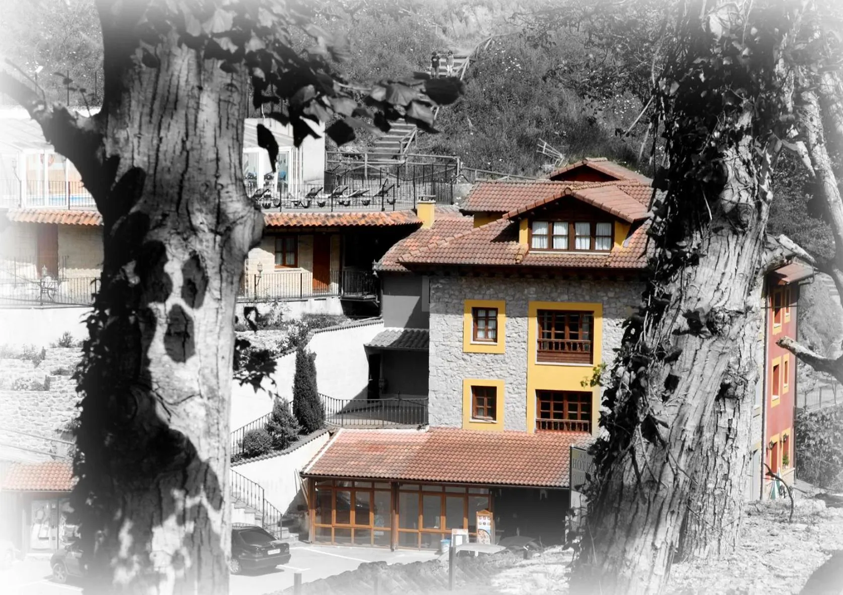 Property building in Hotel Puente Vidosa