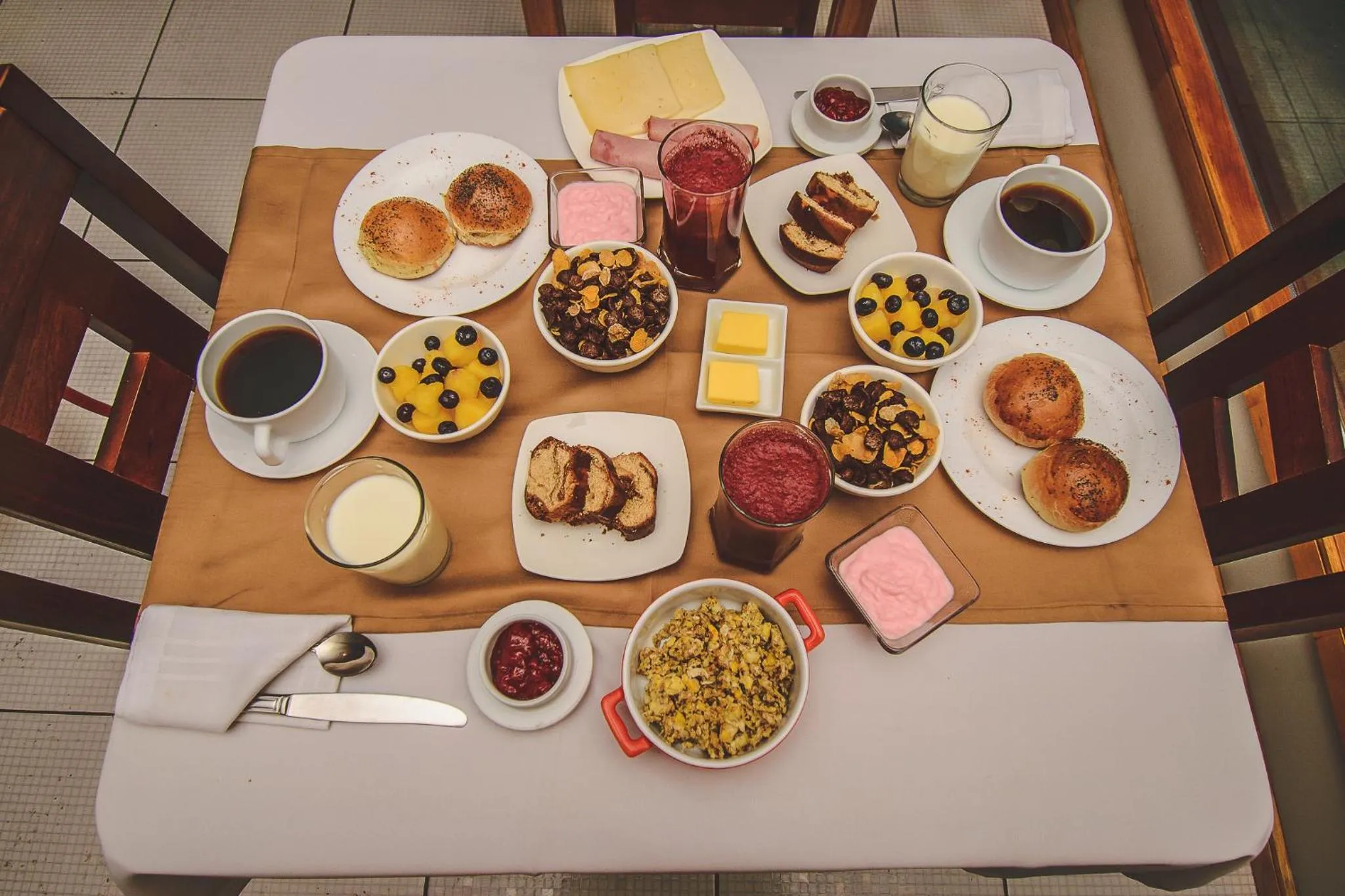 Restaurant/places to eat in Hostal Alcázar