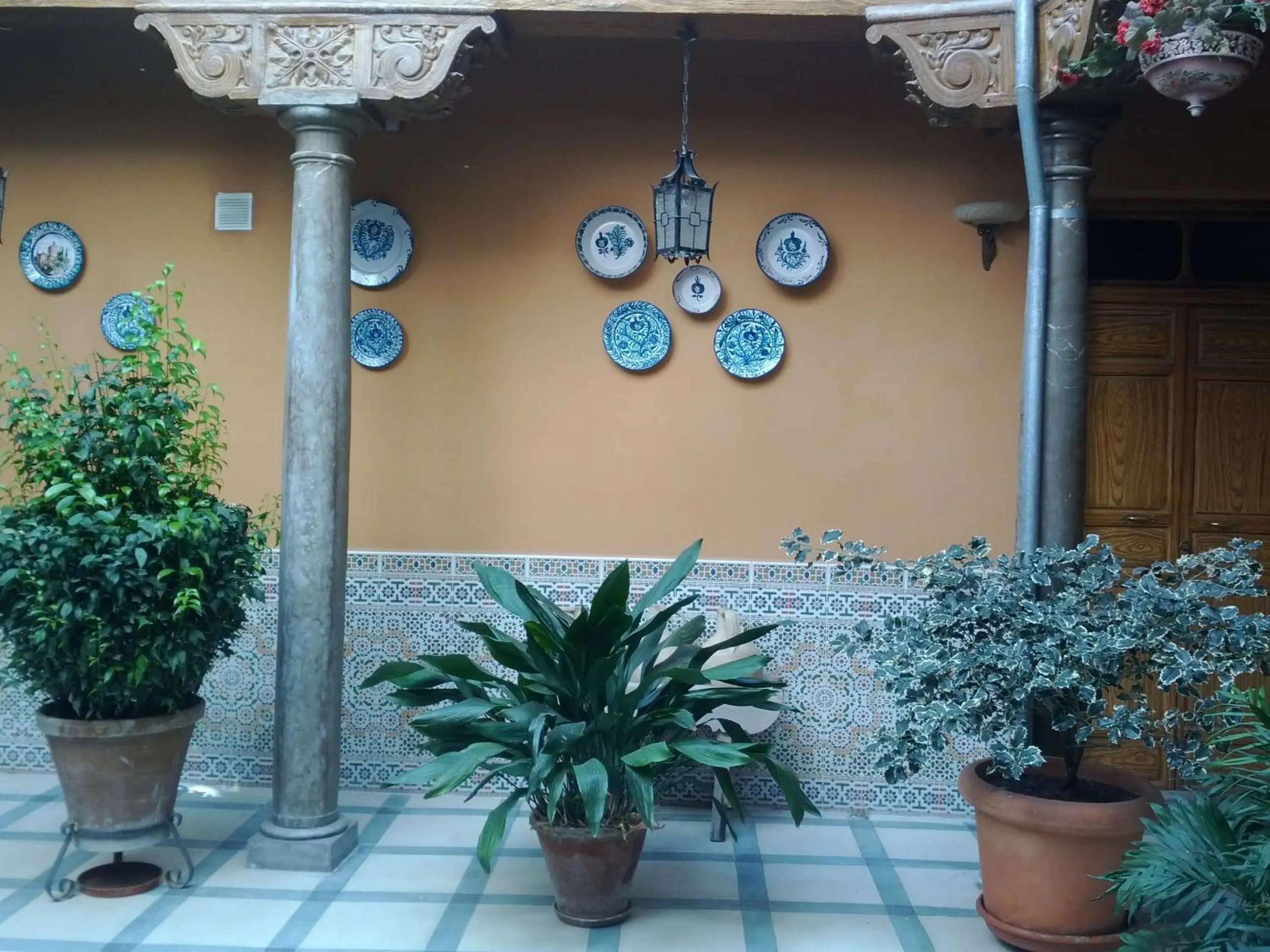 Decorative detail in Pensión San Joaquín