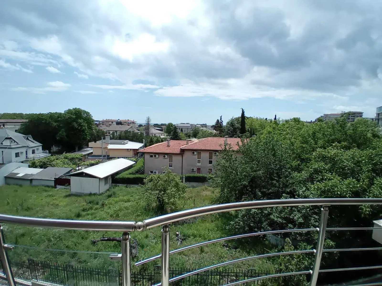 Day in Twins Palace ApartHotel