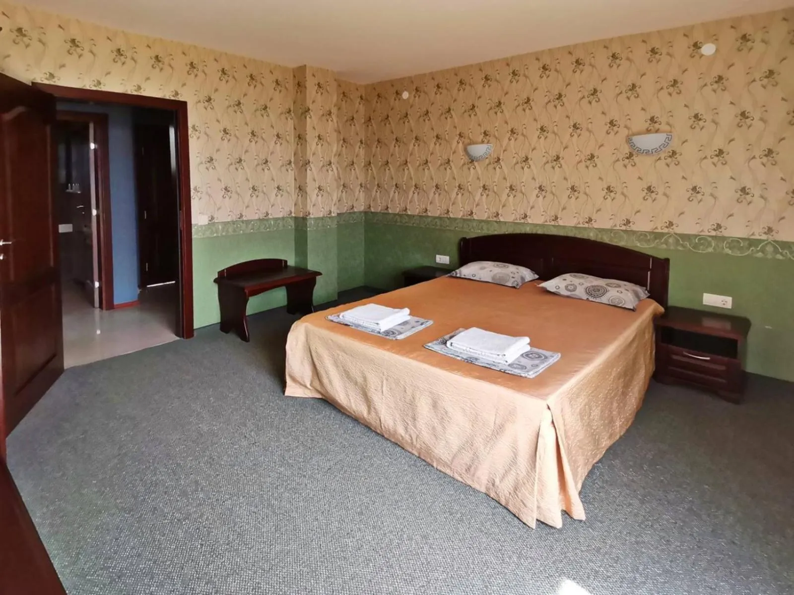 Bedroom, Bed in Twins Palace ApartHotel