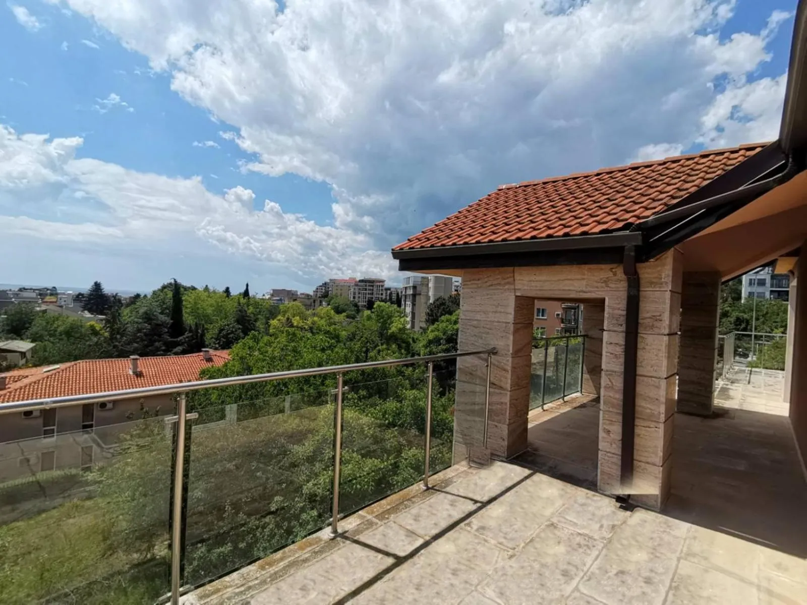Inner courtyard view in Twins Palace ApartHotel