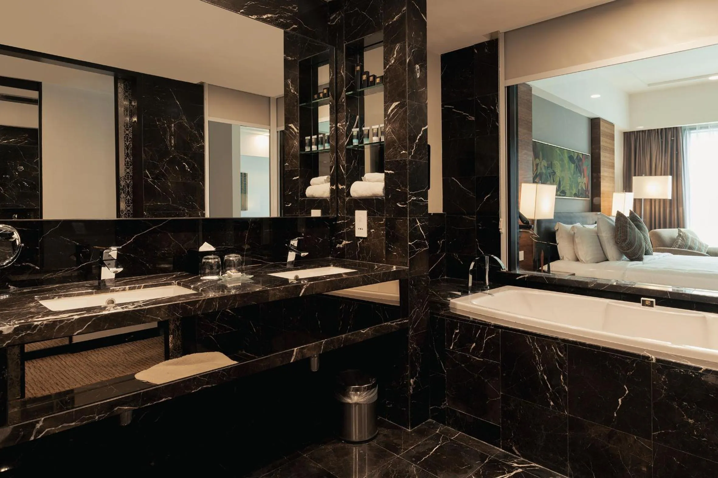 Bath, Bed in Impiana KLCC Hotel