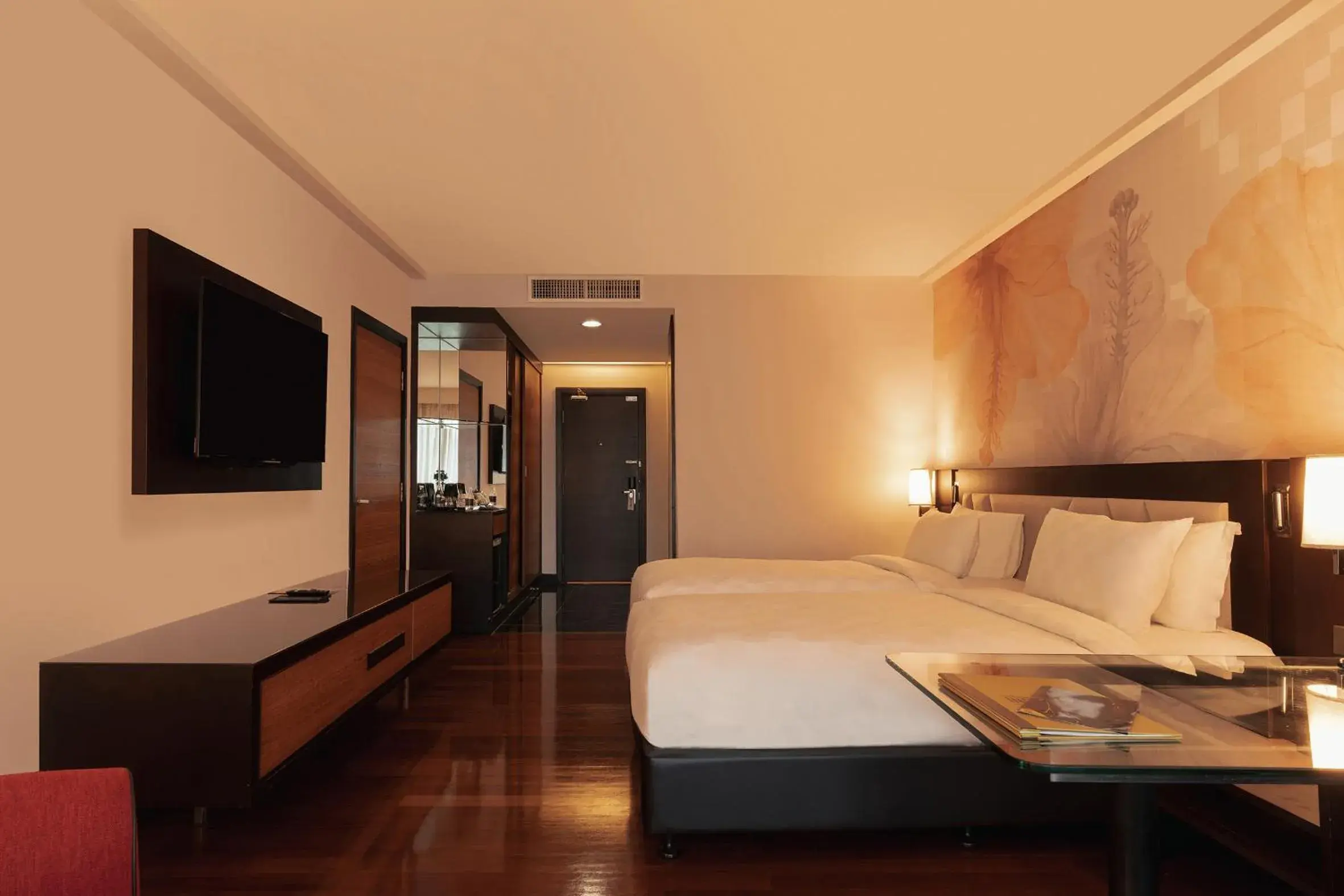 Photo of the whole room, Bed in Impiana KLCC Hotel Photo of the whole room, Bed in Impiana KLCC Hotel