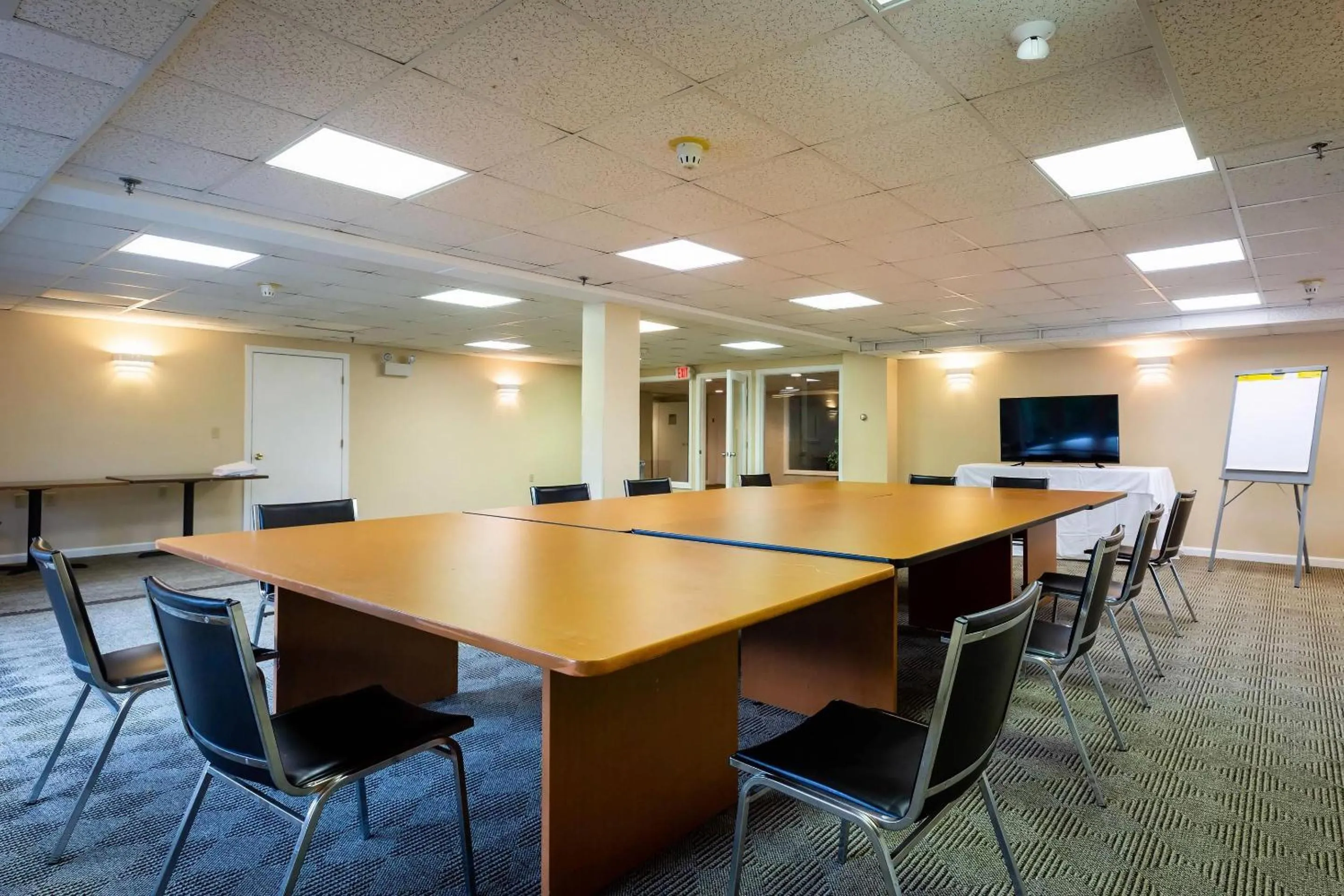 Meeting/conference room in The Valley Inn, an Ascend Collection Hotel