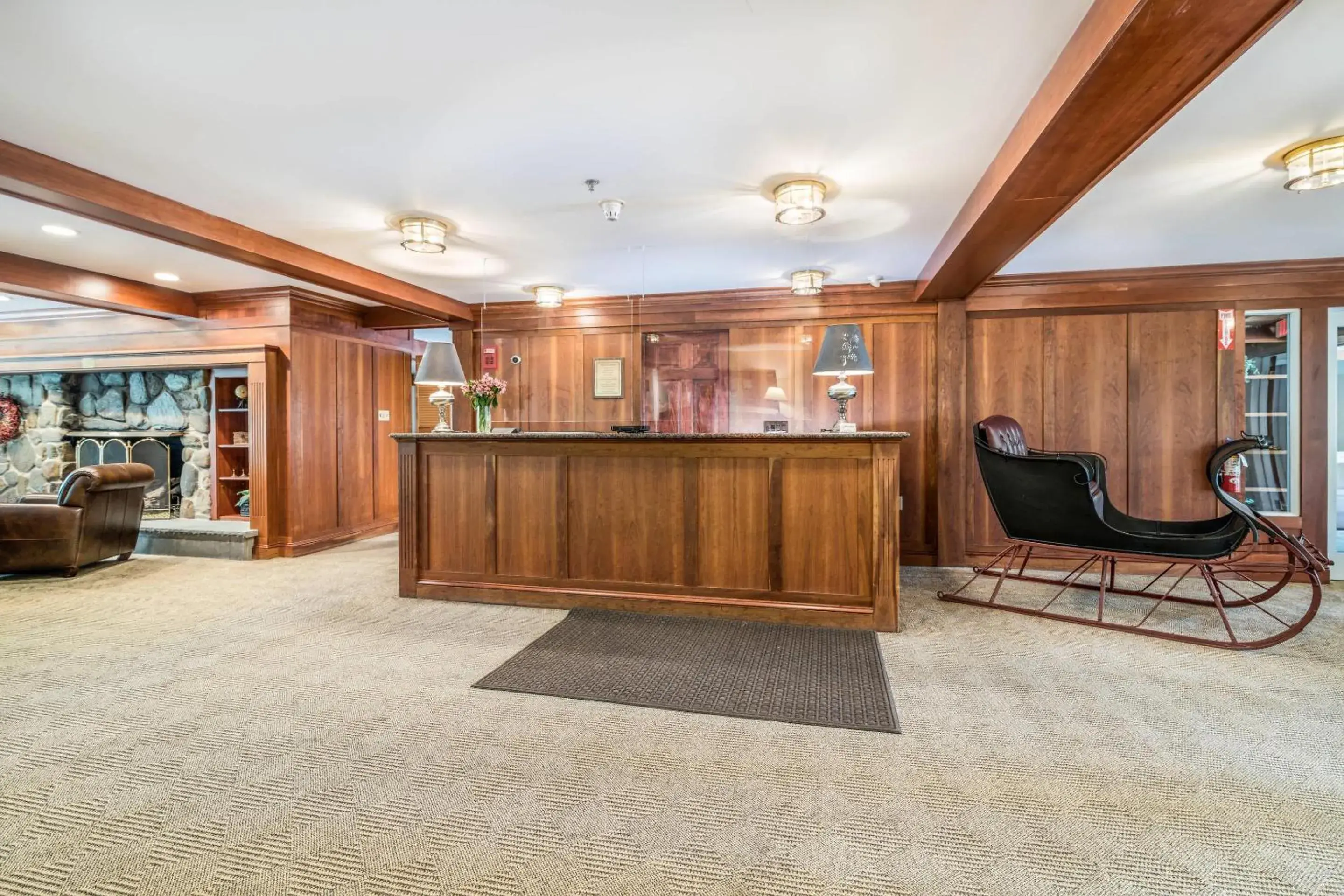 Lobby or reception in The Valley Inn, an Ascend Collection Hotel Lobby or reception in The Valley Inn, an Ascend Collection Hotel