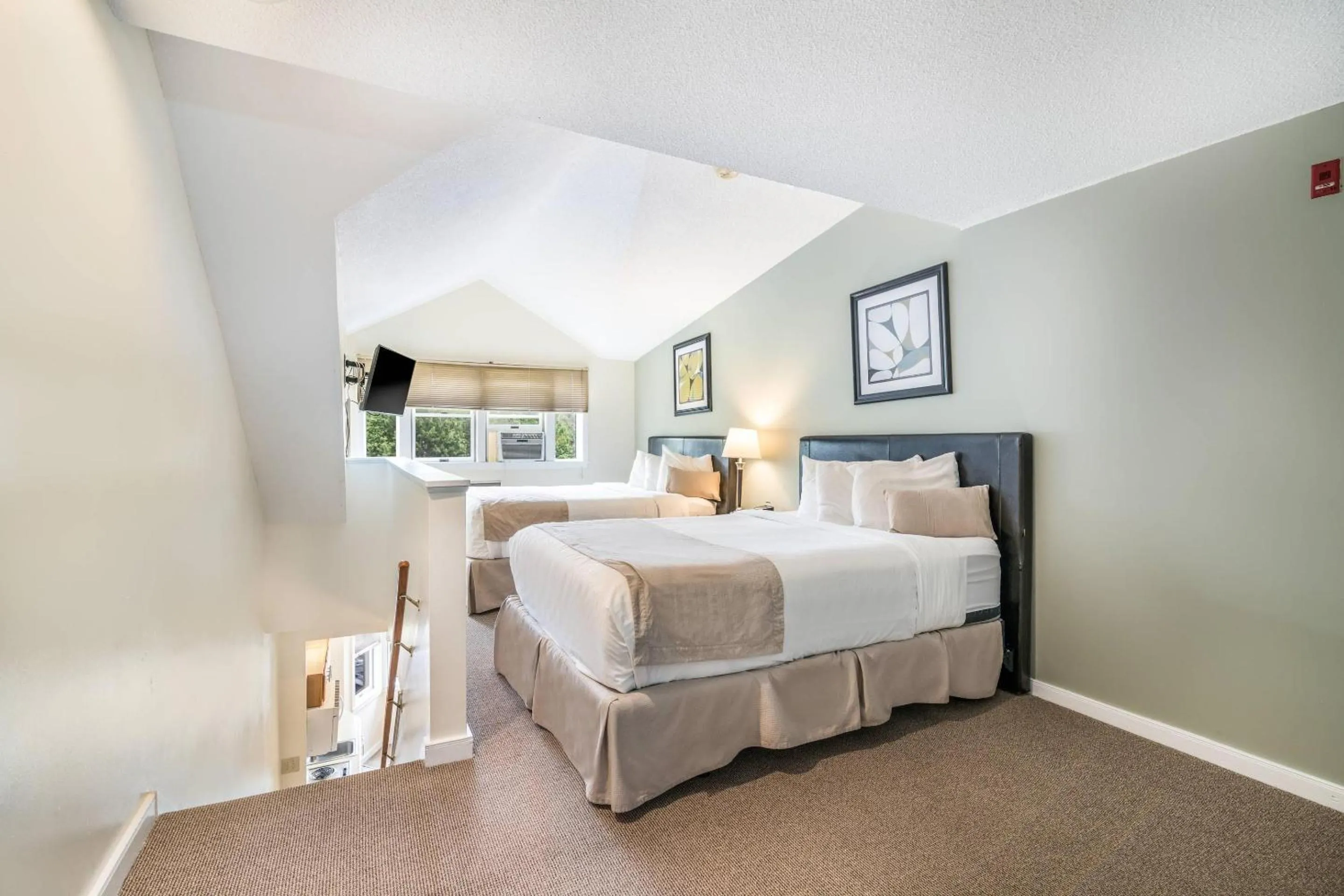 Bedroom, Bed in The Valley Inn, an Ascend Collection Hotel