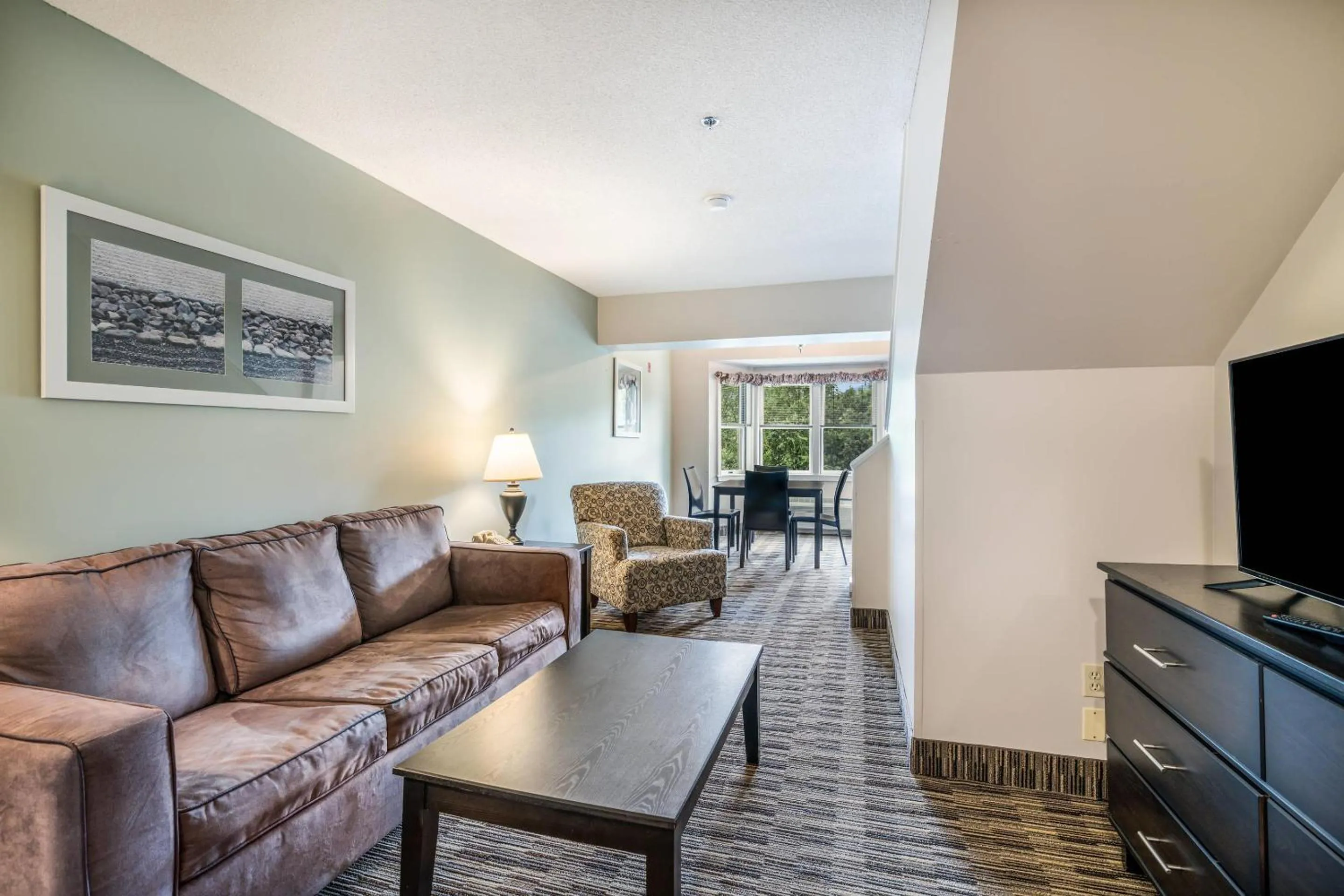 Bedroom in The Valley Inn, an Ascend Collection Hotel