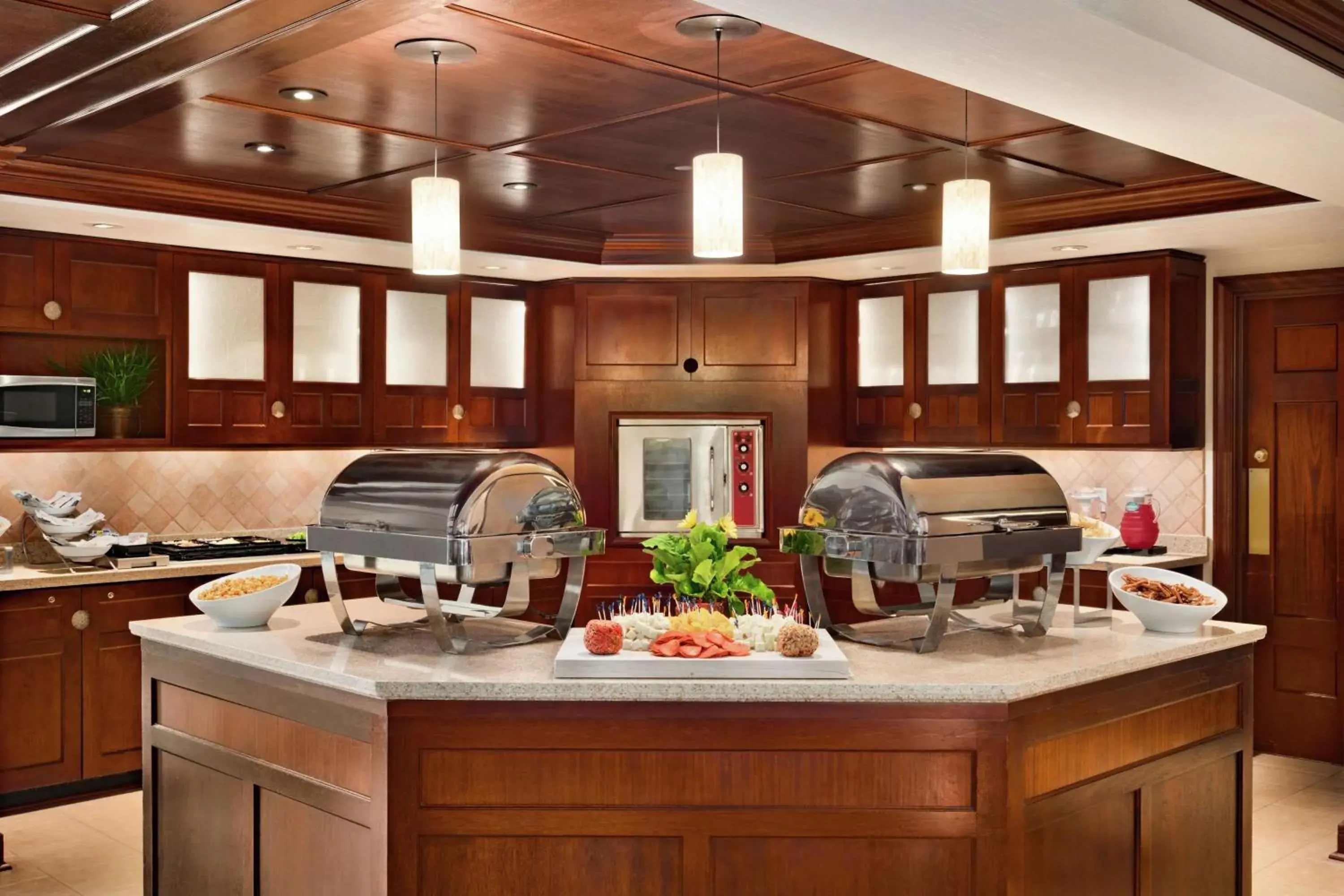 Dining area in Homewood Suites by Hilton Wilmington-Brandywine Valley