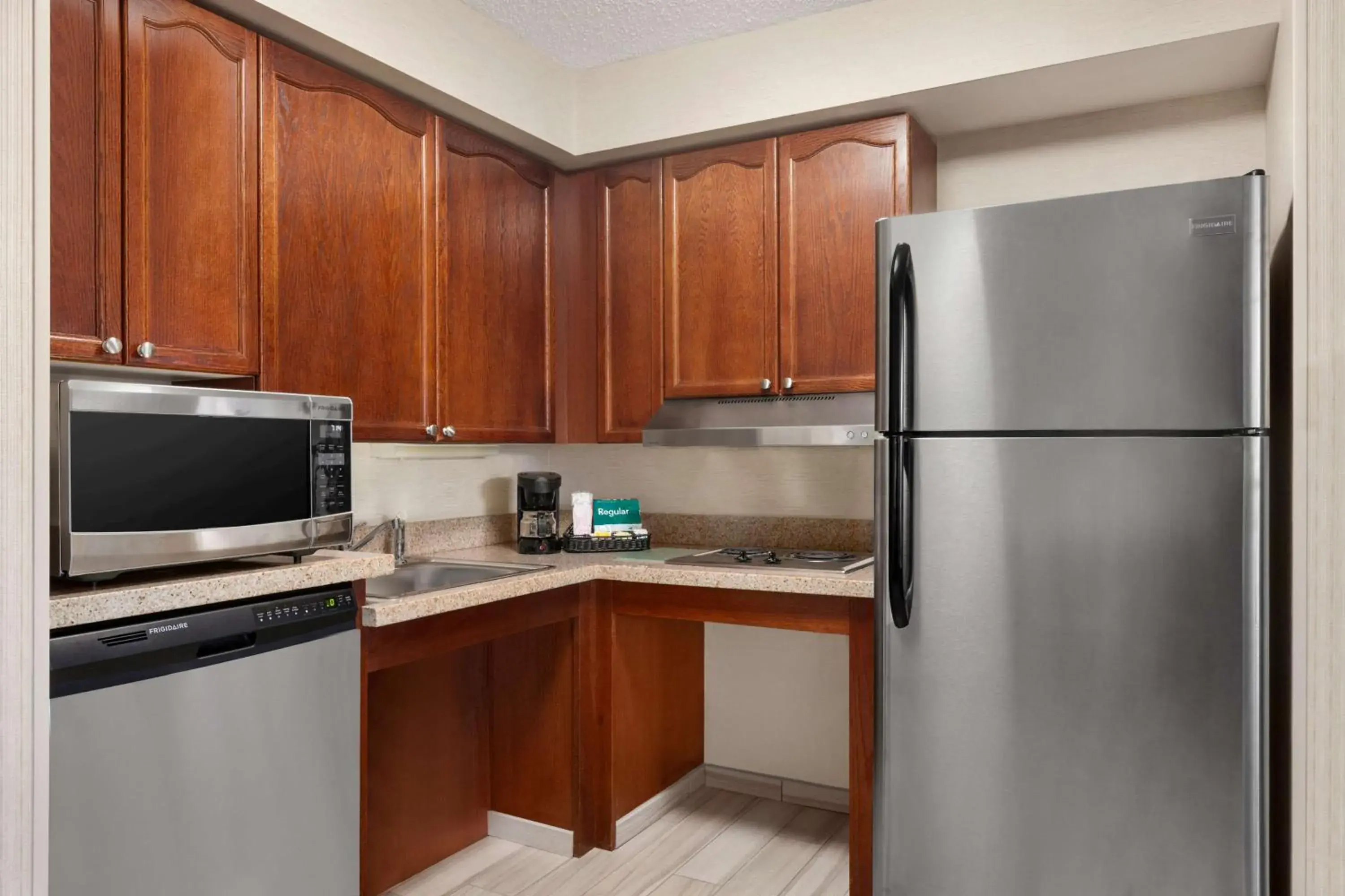 Kitchen or kitchenette, Kitchen/Kitchenette in Homewood Suites by Hilton Wilmington-Brandywine Valley
