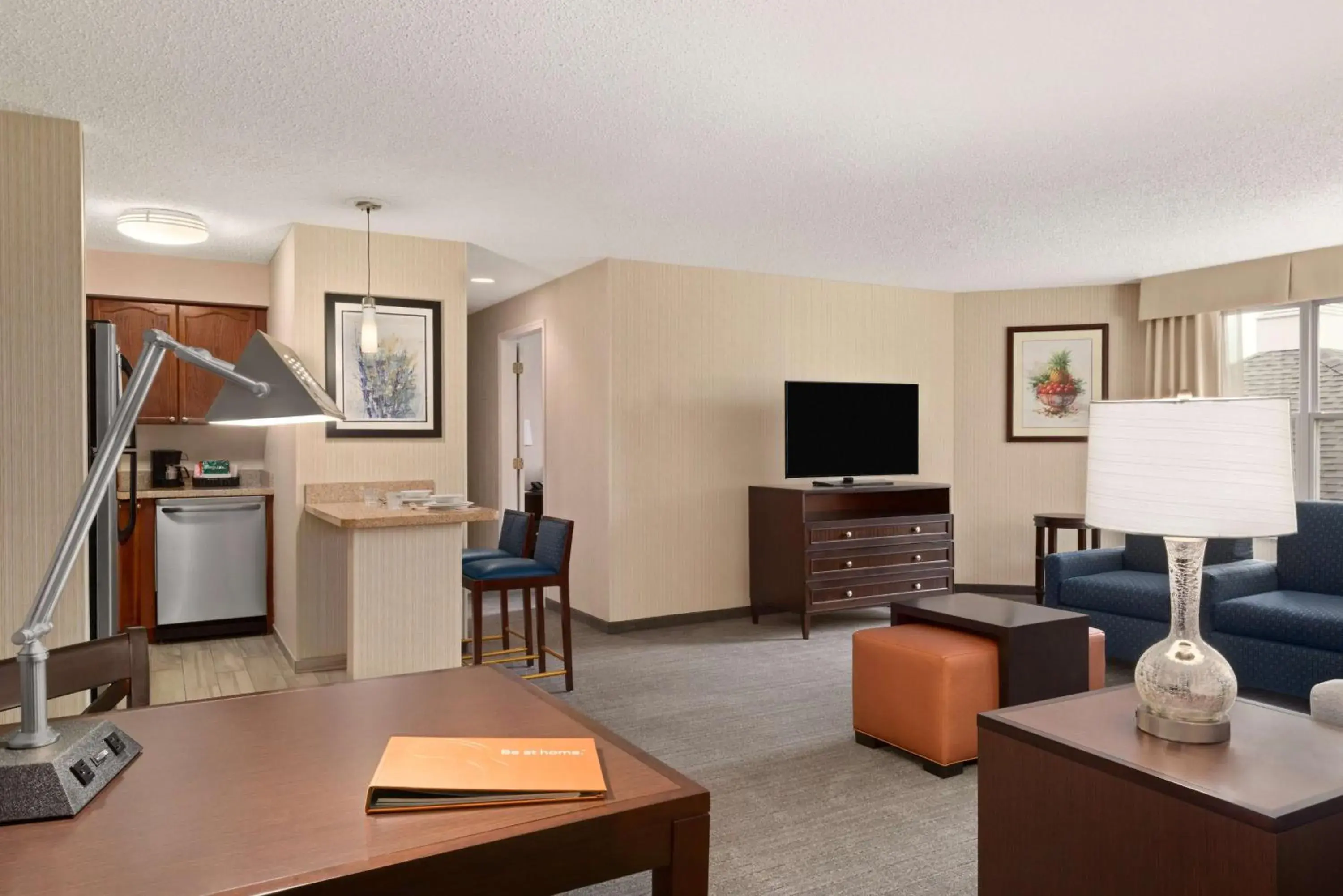 Bedroom, Seating Area in Homewood Suites by Hilton Wilmington-Brandywine Valley