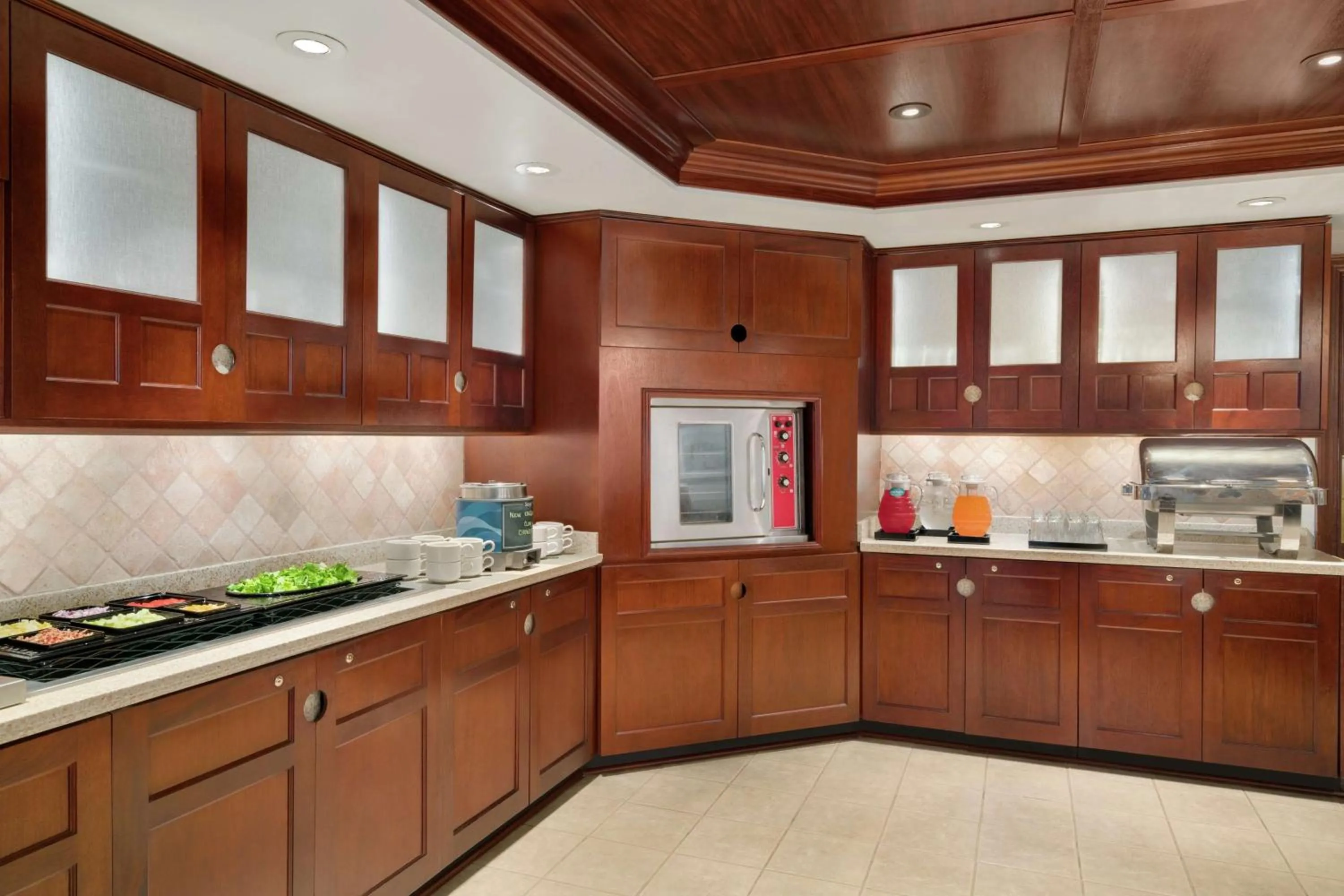 Dining area in Homewood Suites by Hilton Wilmington-Brandywine Valley