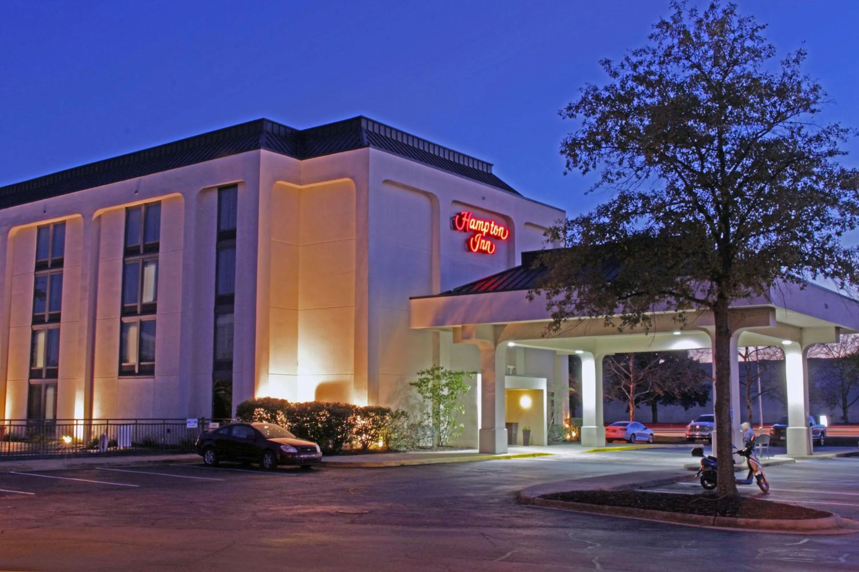 Property building in Hampton Inn Norfolk/Chesapeake - Greenbrier Area