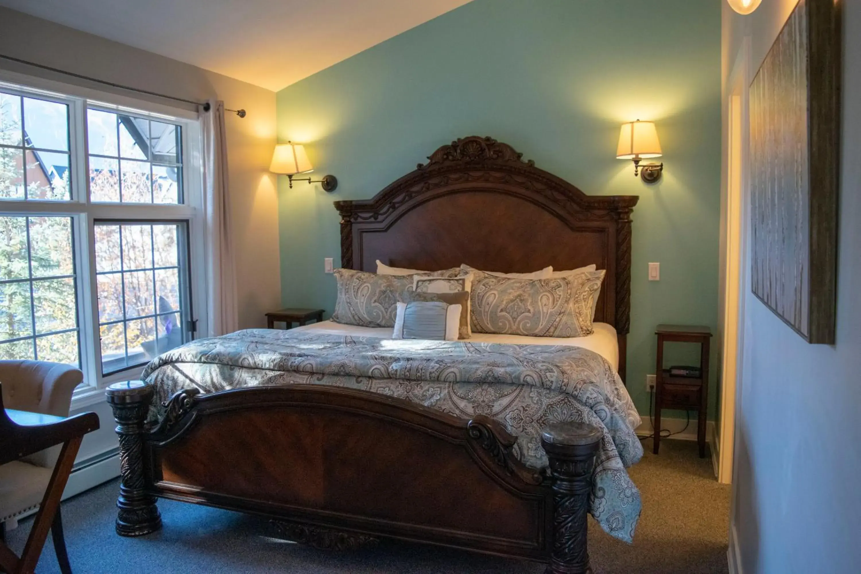 Bed in The Georgetown Inn Bed in The Georgetown Inn