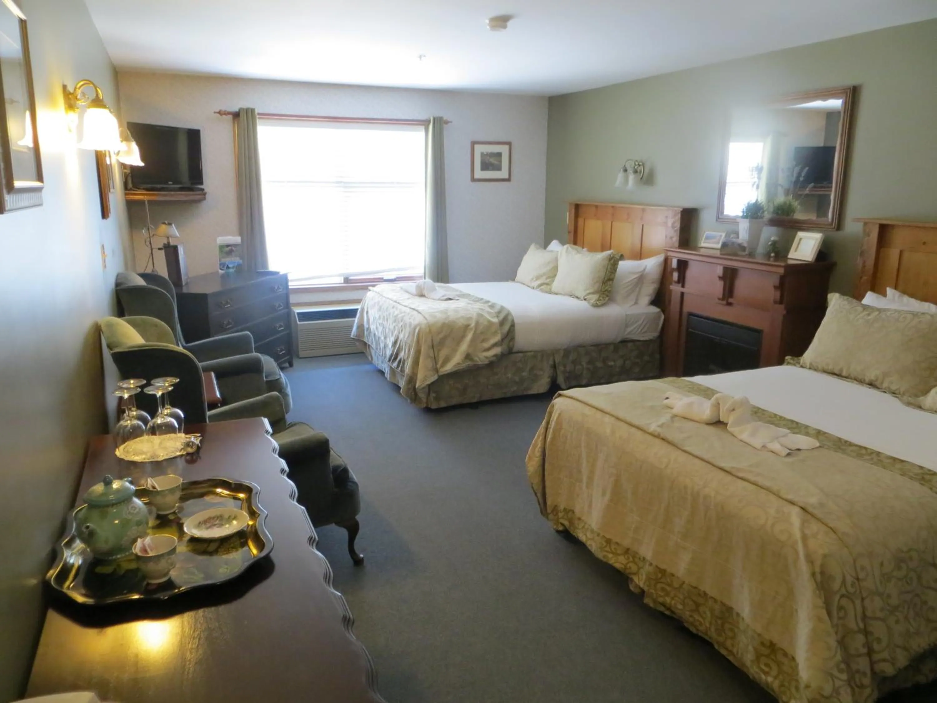 Day, Bed in The Georgetown Inn