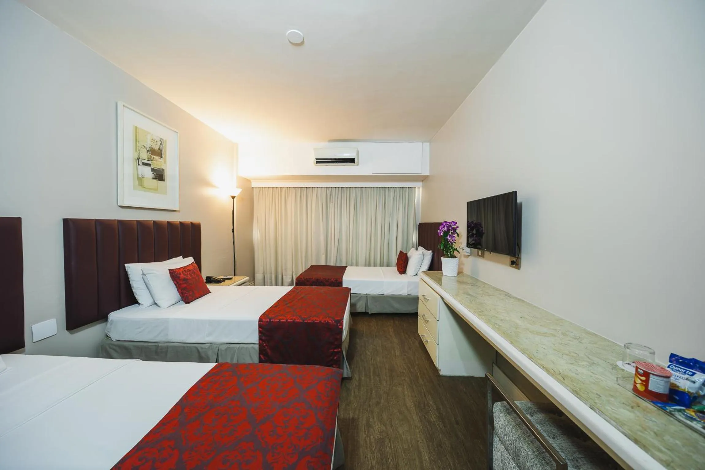 Bed in Hotel Victoria Villa Curitiba by Nacional Inn