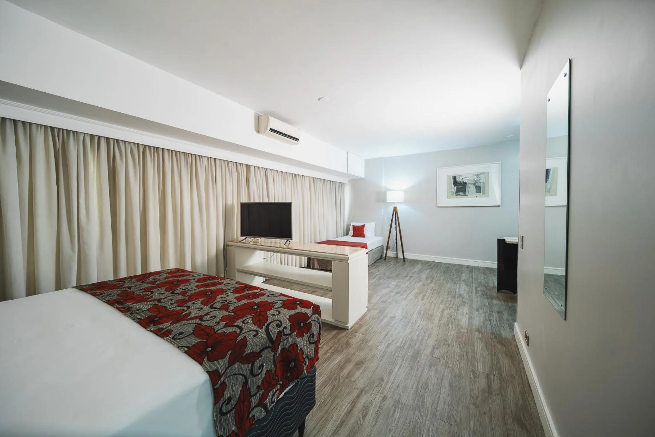 Bed in Hotel Victoria Villa Curitiba by Nacional Inn