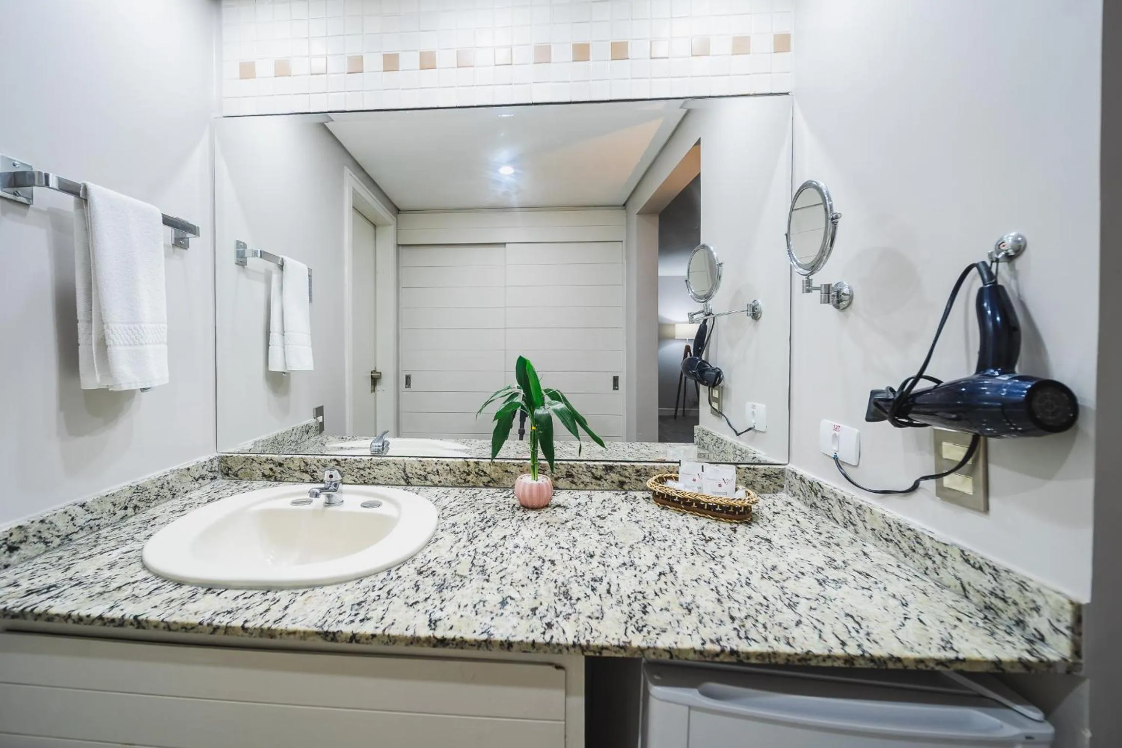 Bathroom in Hotel Victoria Villa Curitiba by Nacional Inn