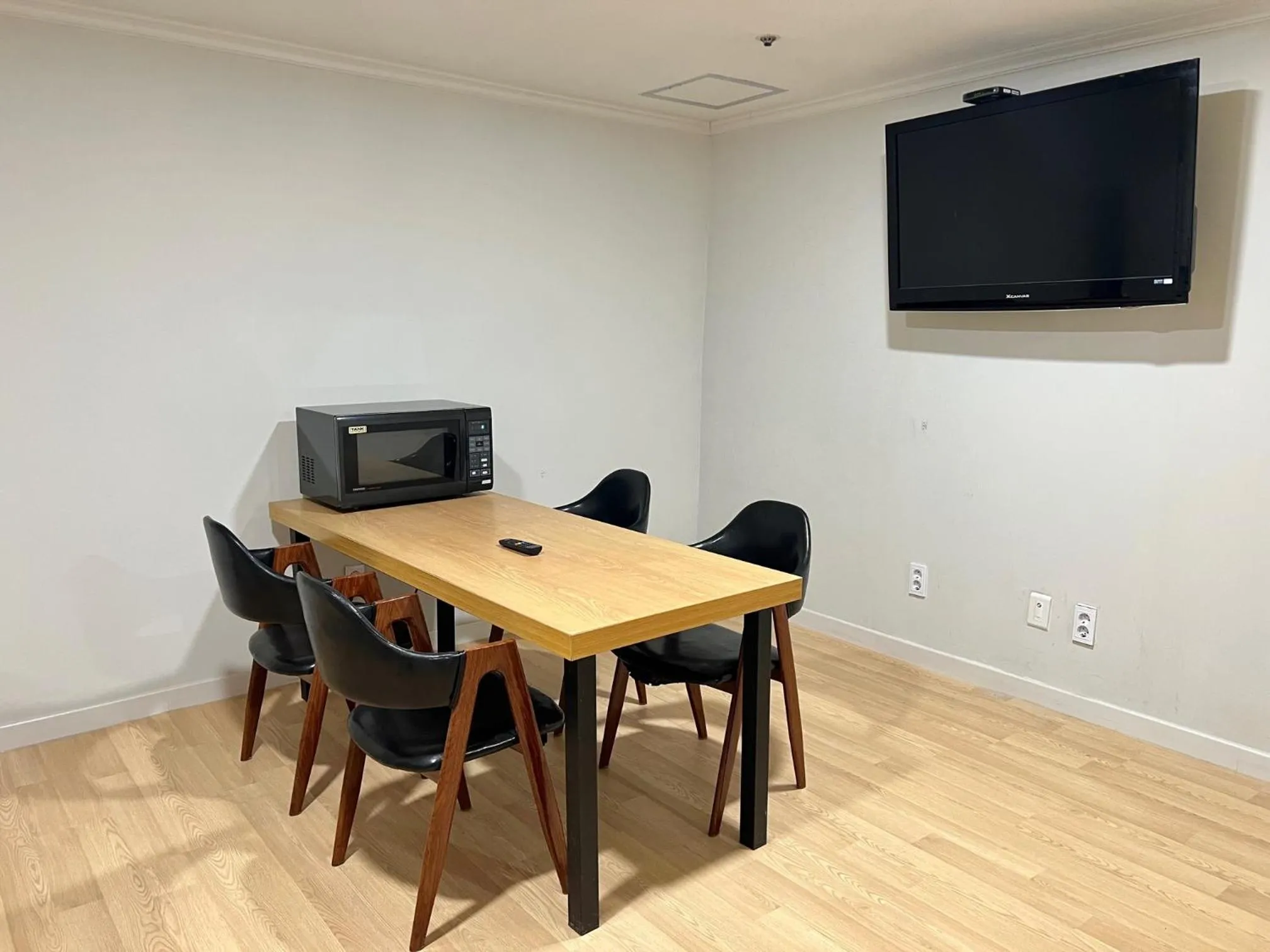 Kitchen or kitchenette in Hotel International Changwon