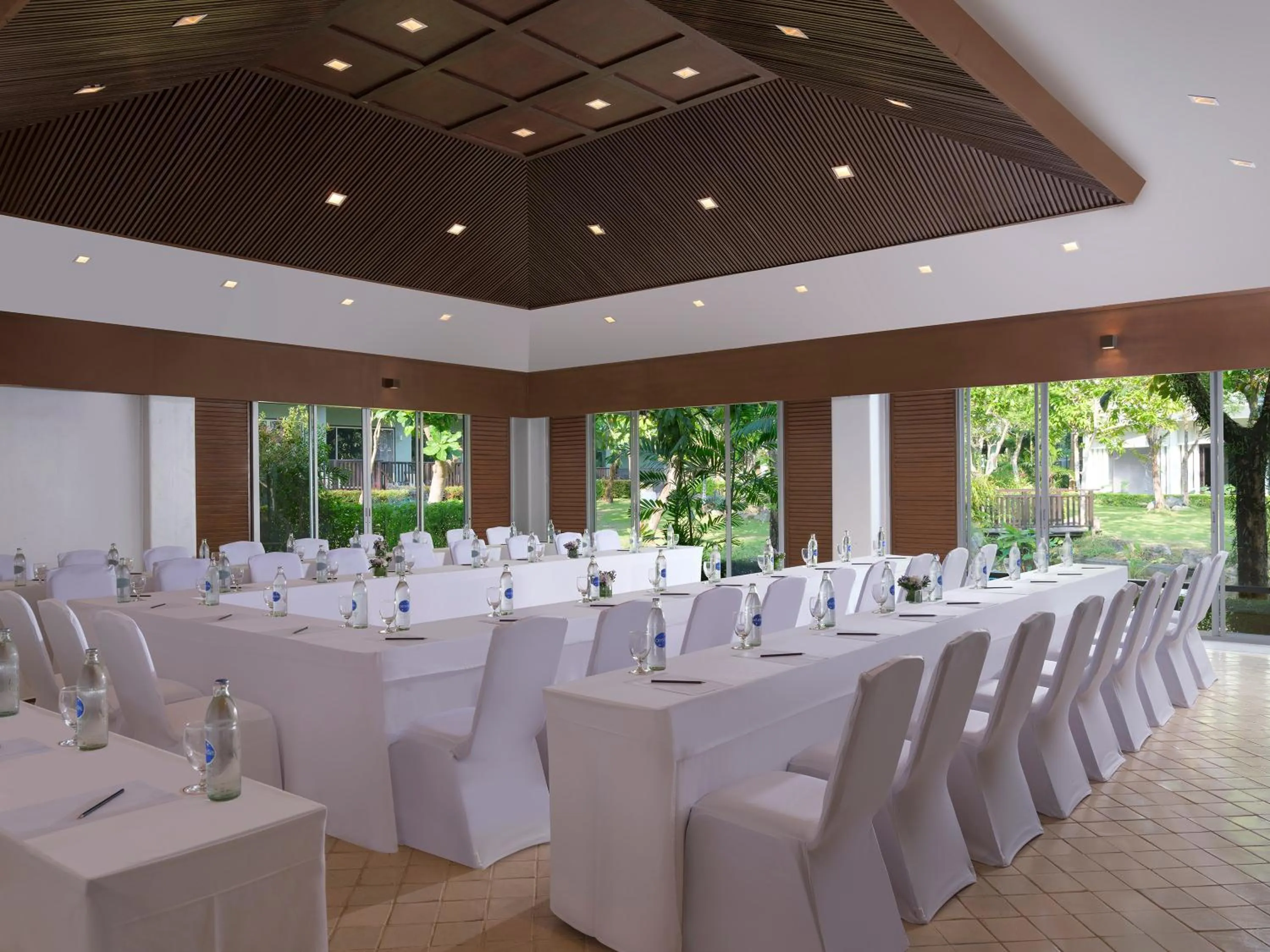 Meeting/conference room in Aonang Villa Resort I Beach Front