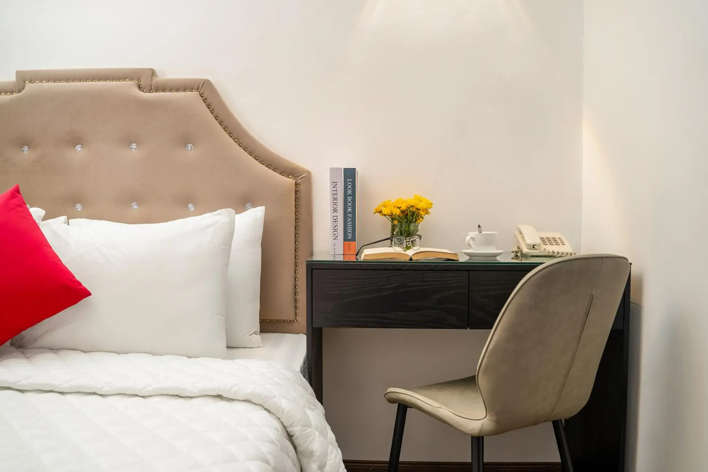 hair dresser, Bed in Golden Time Hostel 3 hair dresser, Bed in Golden Time Hostel 3