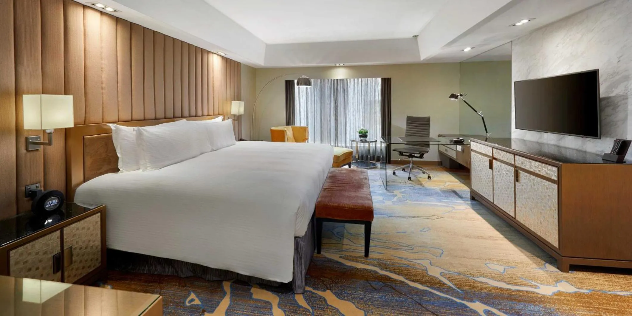 Photo of the whole room, Bed in InterContinental Kuala Lumpur by IHG