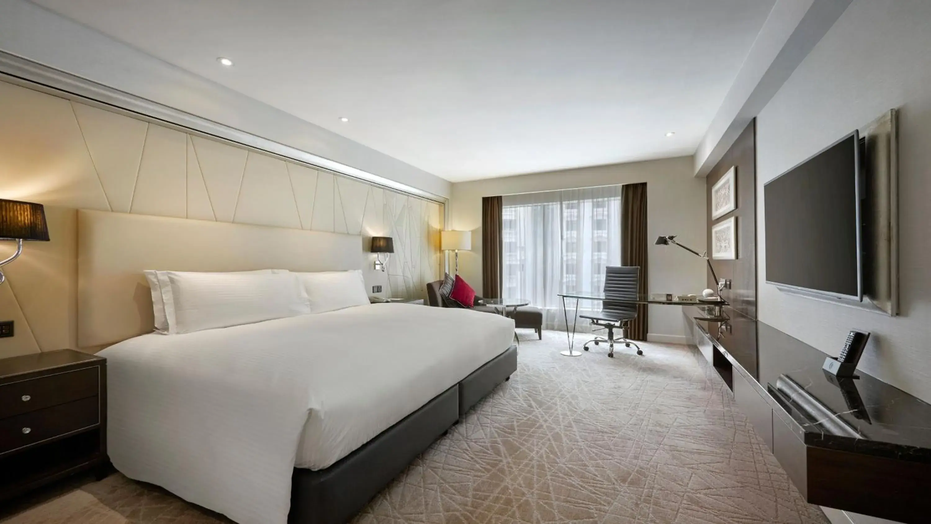 Photo of the whole room, Bed in InterContinental Kuala Lumpur by IHG Photo of the whole room, Bed in InterContinental Kuala Lumpur by IHG