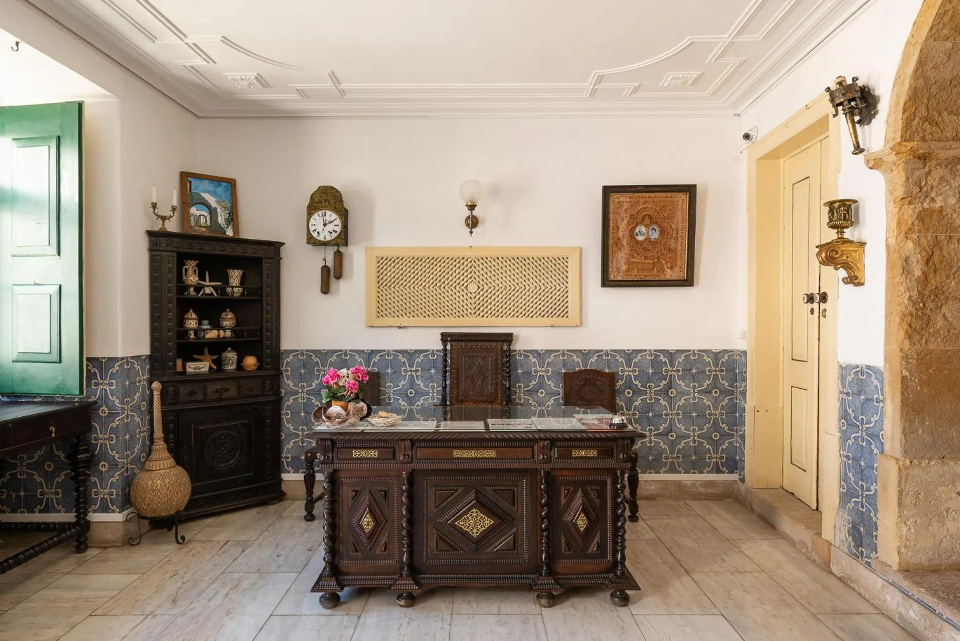 Lobby or reception in Casa dos Arcos - Charm Guesthouse